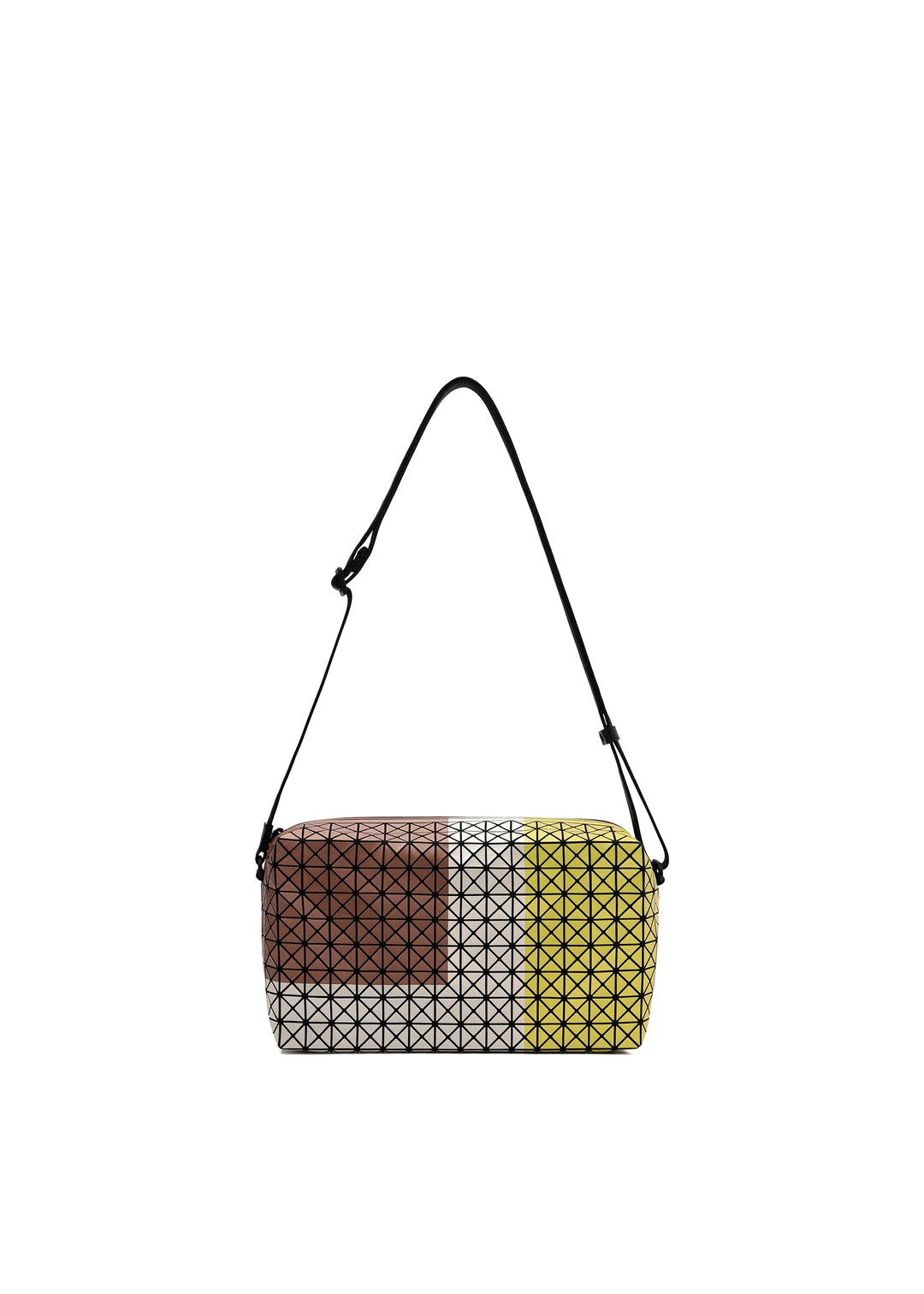 SADDLE BAG TRES | The official ISSEY MIYAKE ONLINE STORE | ISSEY MIYAKE USA