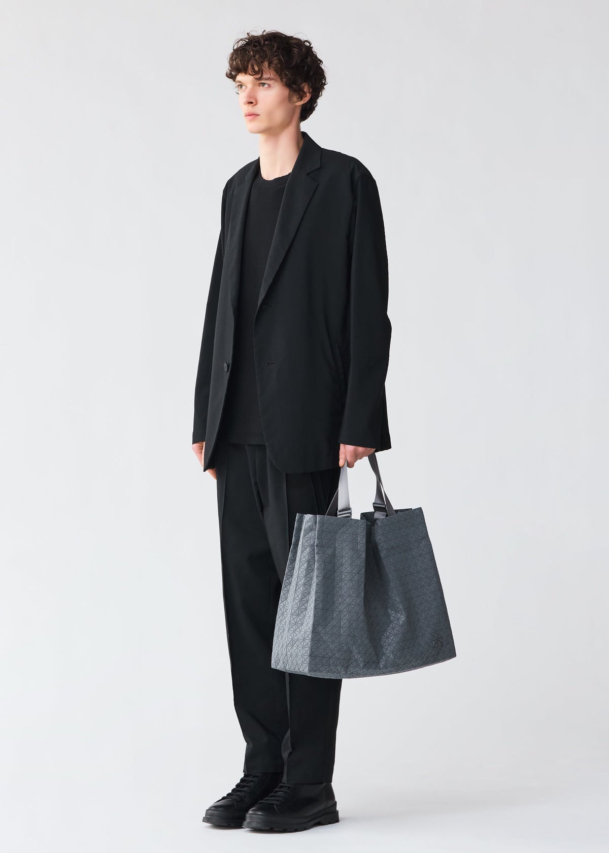 CART ONE-TONE, Bags & Wallets_Tote bag, worn image 1