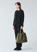 CART ONE-TONE, Bags & Wallets_Tote bag, worn image 2