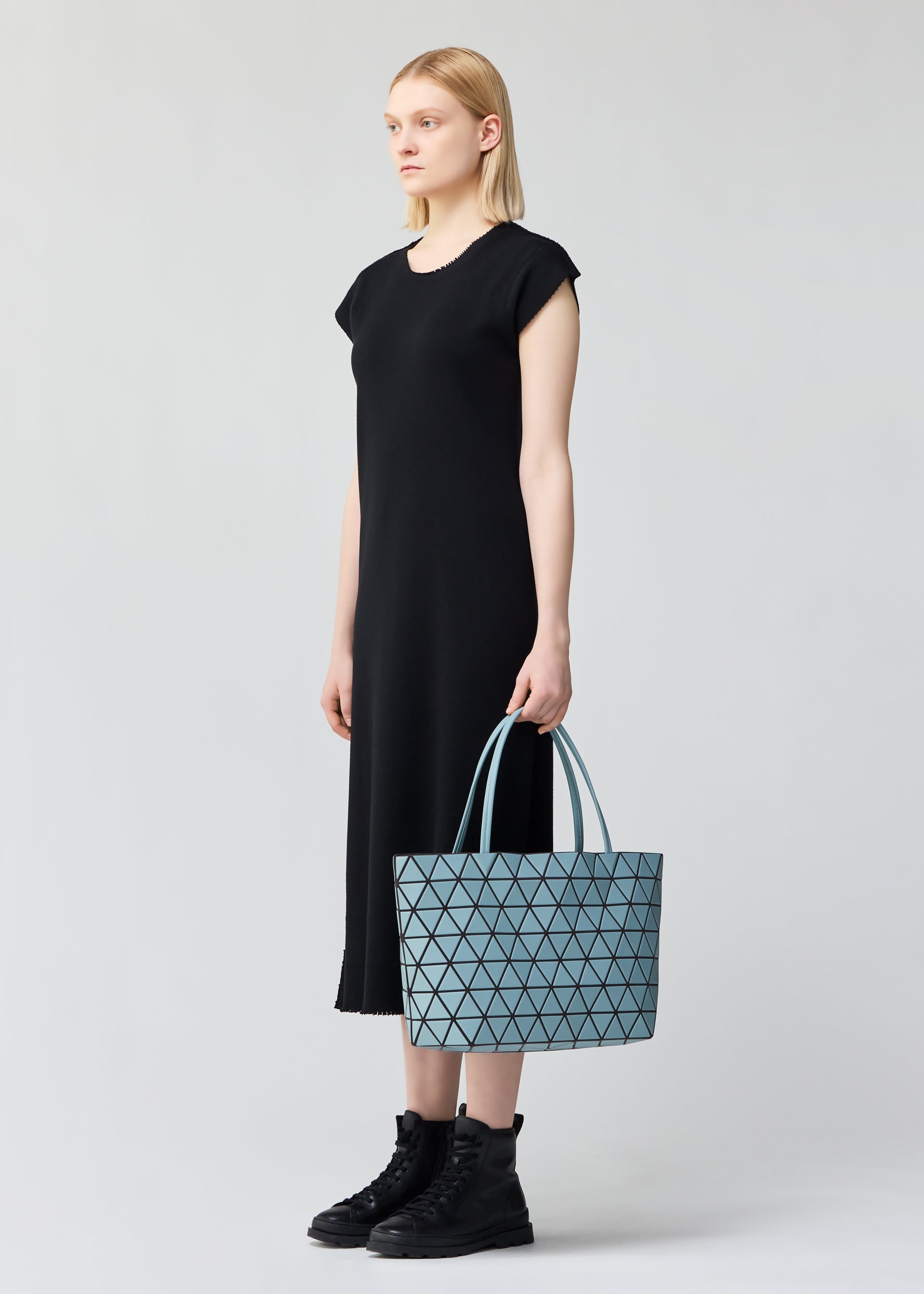 BATEAU MATTE – ISSEY MIYAKE ONLINE STORE