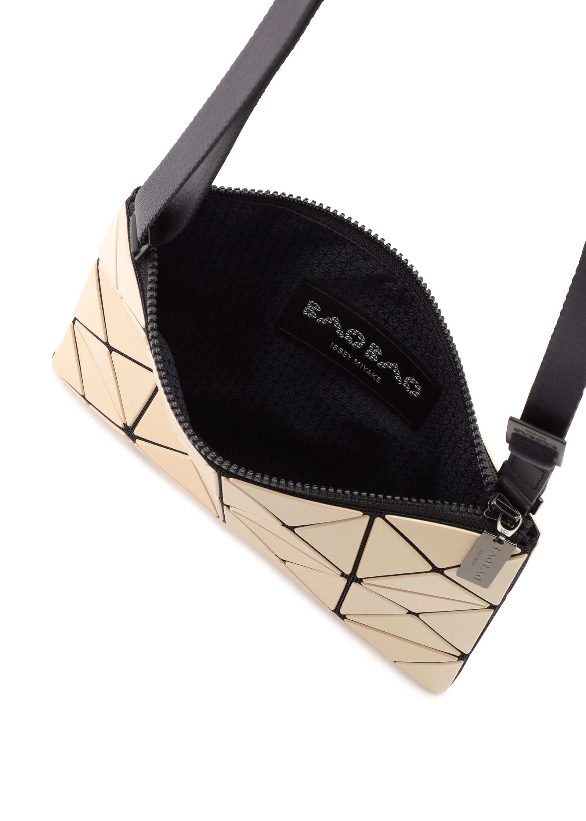 Zoomed view LUCENT METALLIC