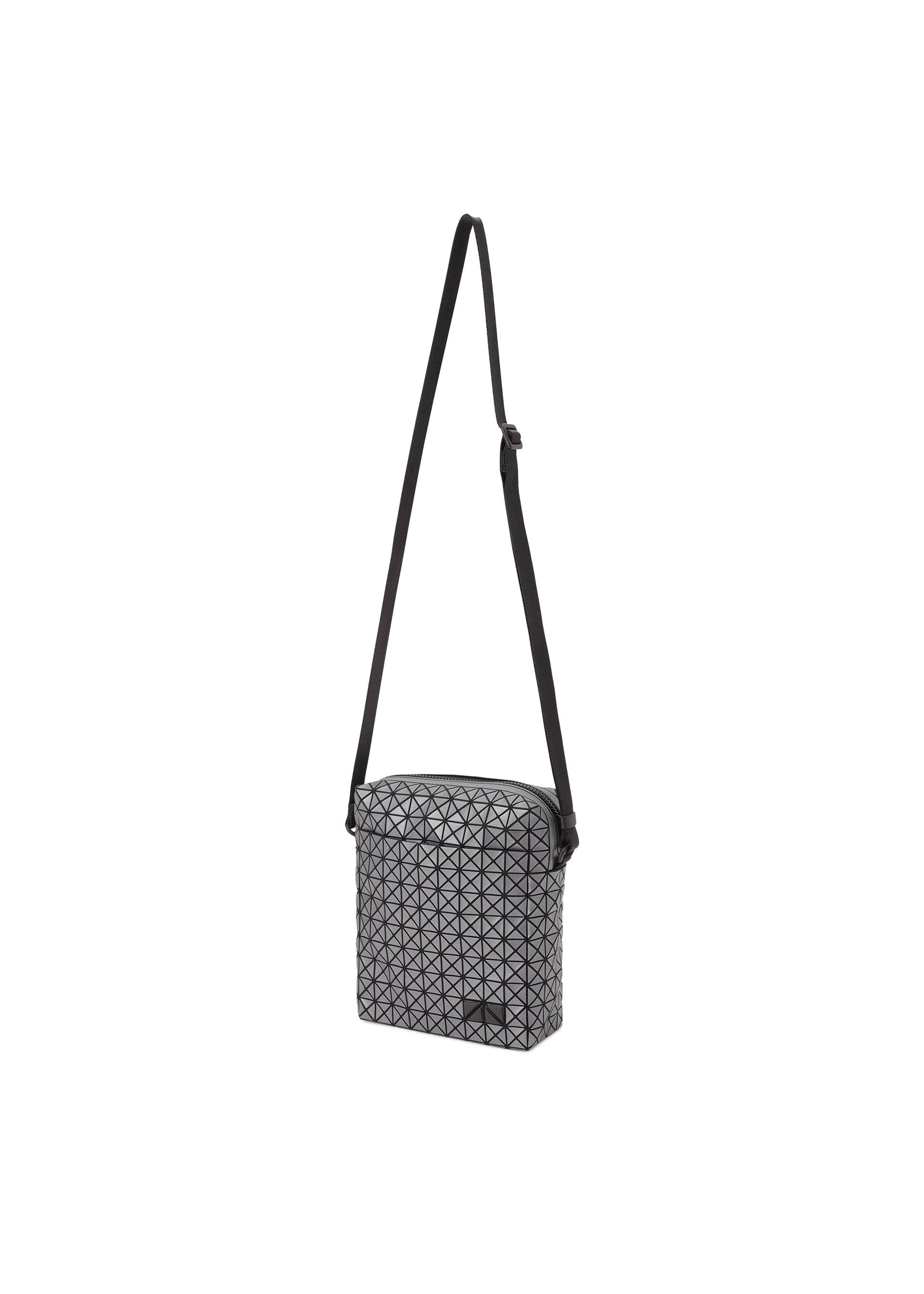 Zoomed view The VOYAGER REFLECTOR by BAO BAO ISSEY MIYAKE is a black crossbody bag with a geometric triangle pattern, an adjustable shoulder strap, and a rectangular flap closure. Shown on a plain white background.