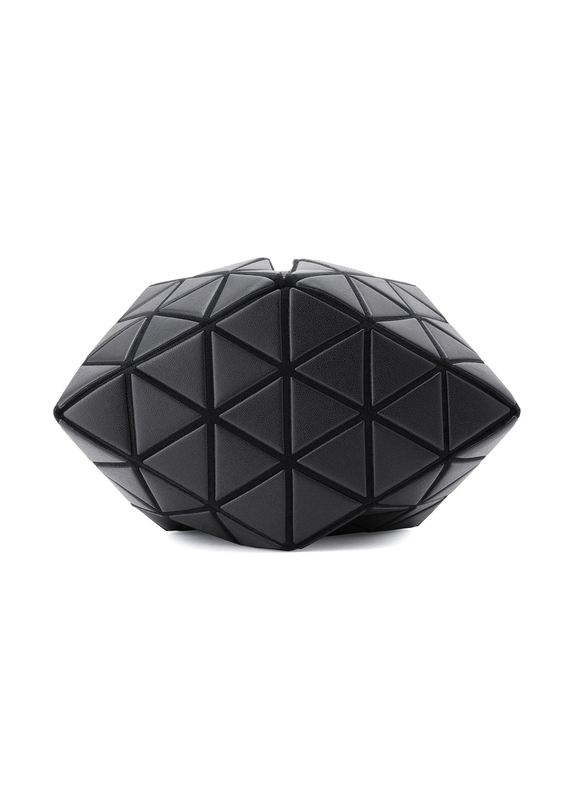 Zoomed view The BAO BAO ISSEY MIYAKE TORSO is a black geometric clutch featuring a 3D equilateral triangle pattern and matte, leather-like finish, shown against a white background for a modern, sculptural look.