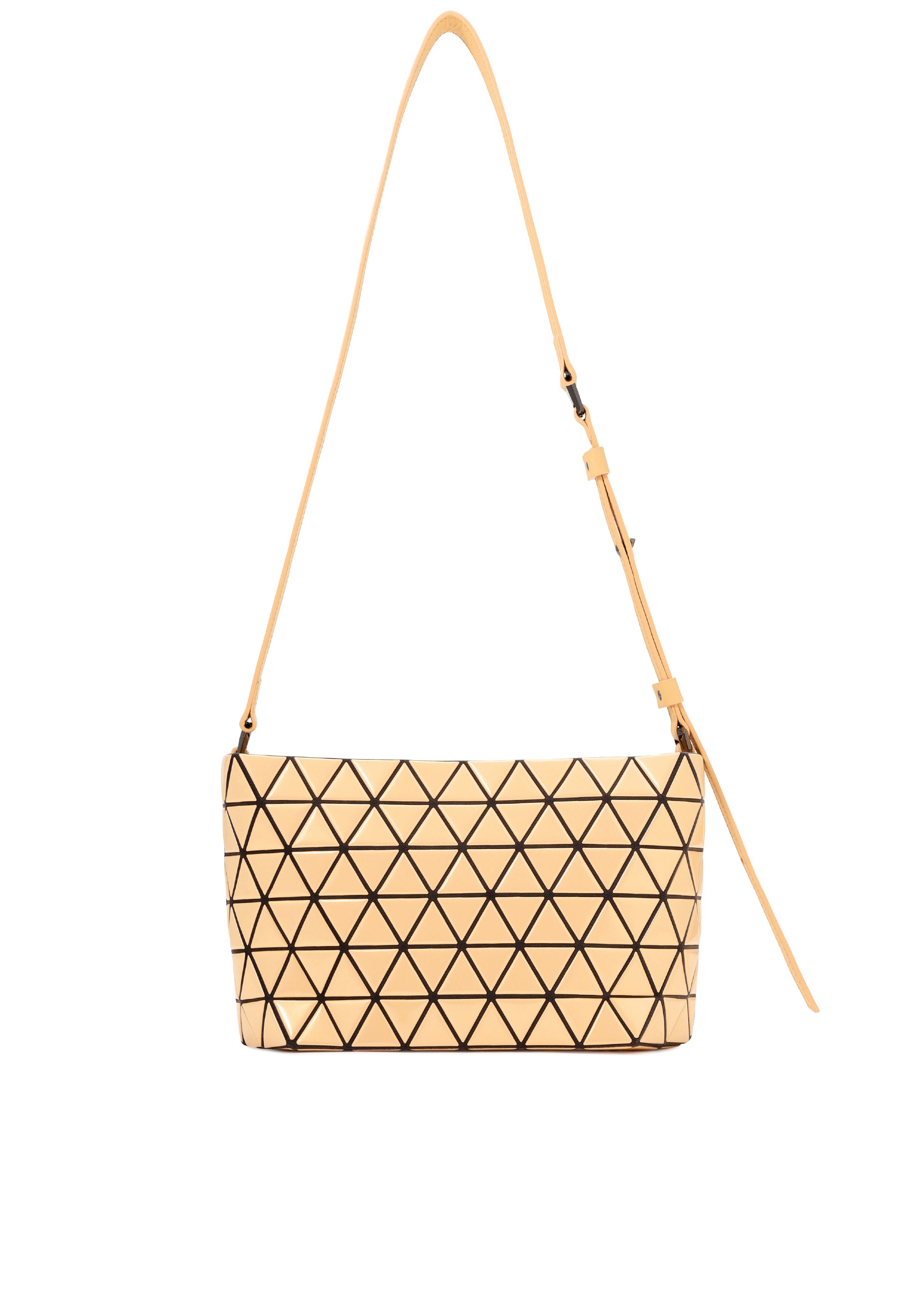 Zoomed view The CRYSTAL GLOSS by BAO BAO ISSEY MIYAKE is a beige shoulder bag featuring a geometric triangle pattern, adjustable leather strap, and glossy enamel accents, shown on a white background. - LIGHT ORANGE （no.31）