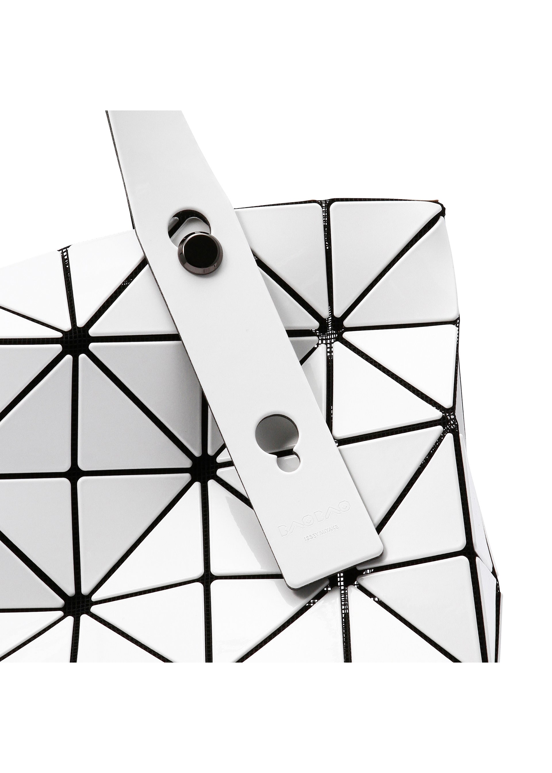 CARTON – ISSEY MIYAKE ONLINE STORE