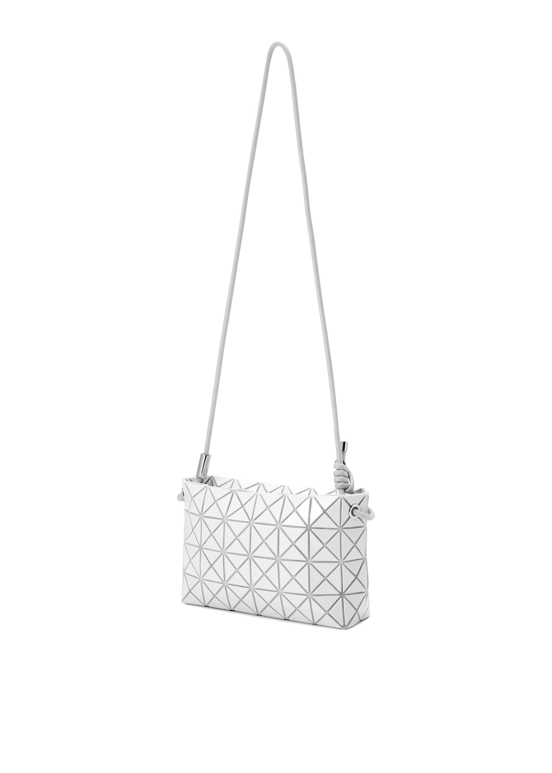 LOOP ONE-TONE – ISSEY MIYAKE ONLINE STORE