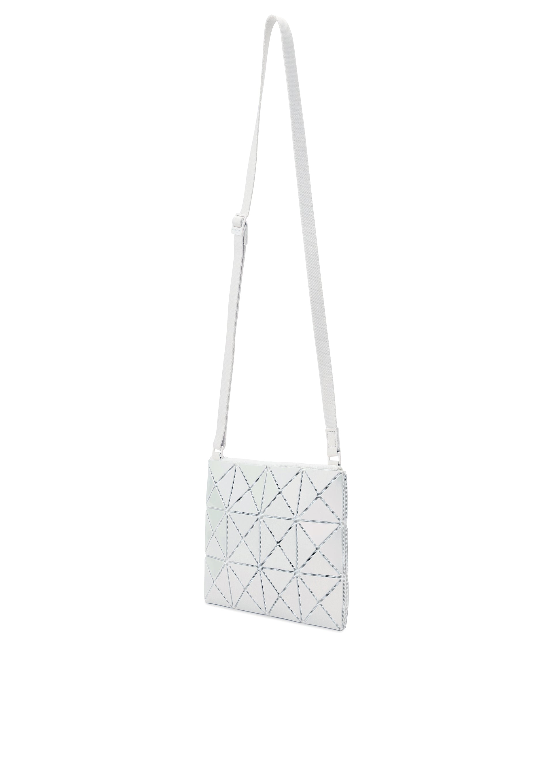 LUCENT METALLIC – ISSEY MIYAKE ONLINE STORE
