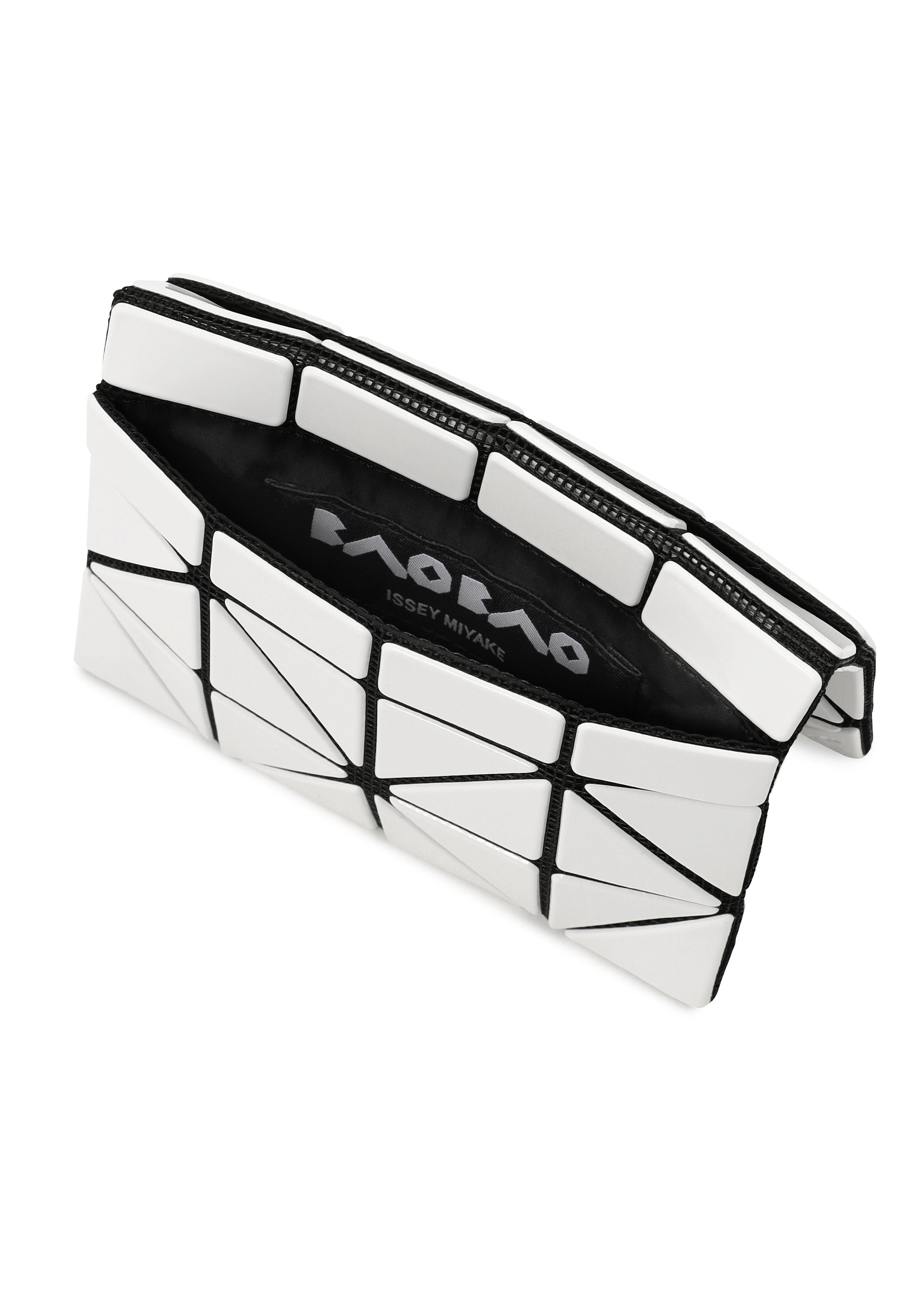 CARD CASE – ISSEY MIYAKE ONLINE STORE