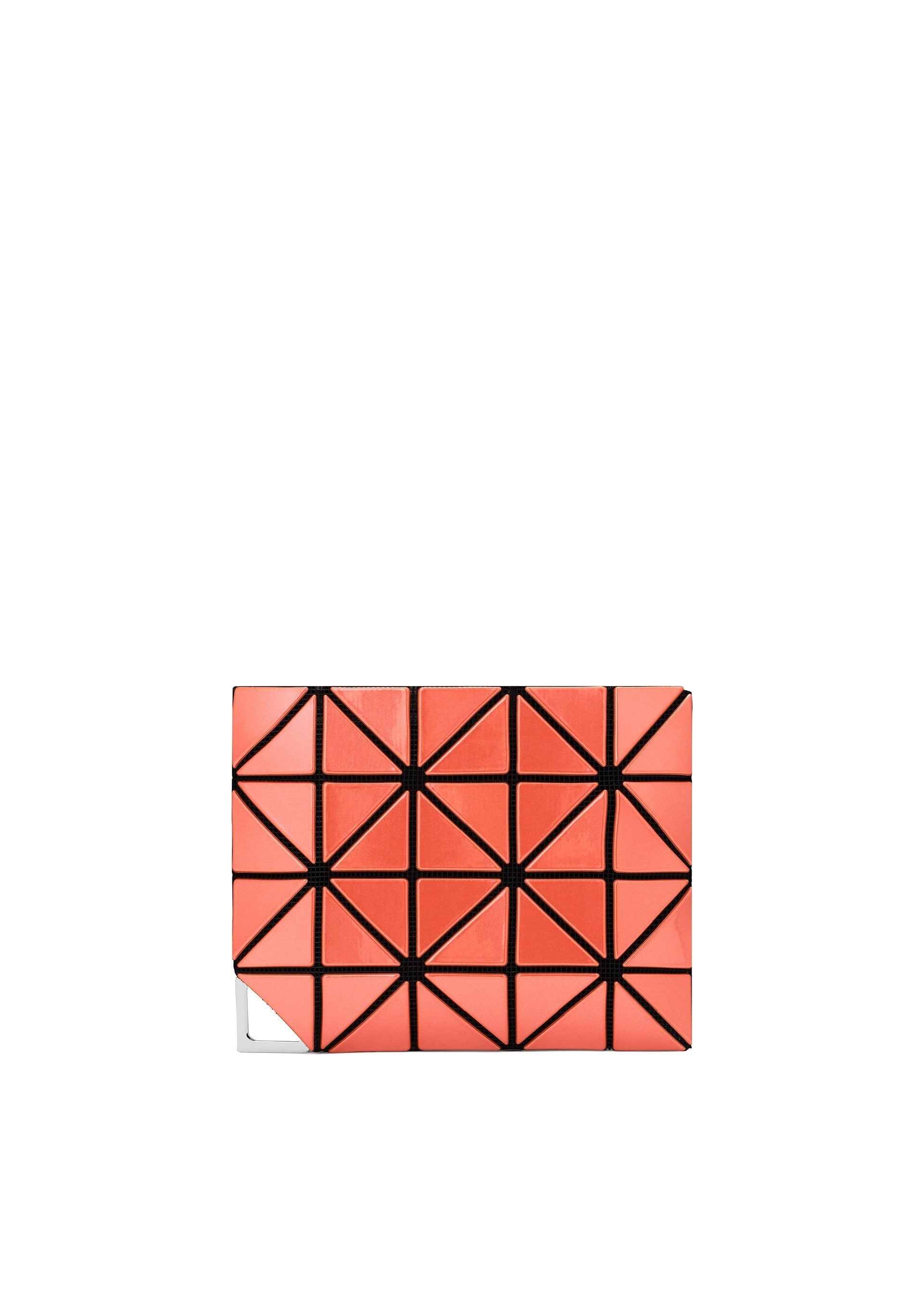Zoomed view The FLIPPER clutch by BAO BAO ISSEY MIYAKE features a modern rectangular design with red geometric triangular panels outlined in black and sleek metal fittings for a striking look. - SCARLET (no.25)