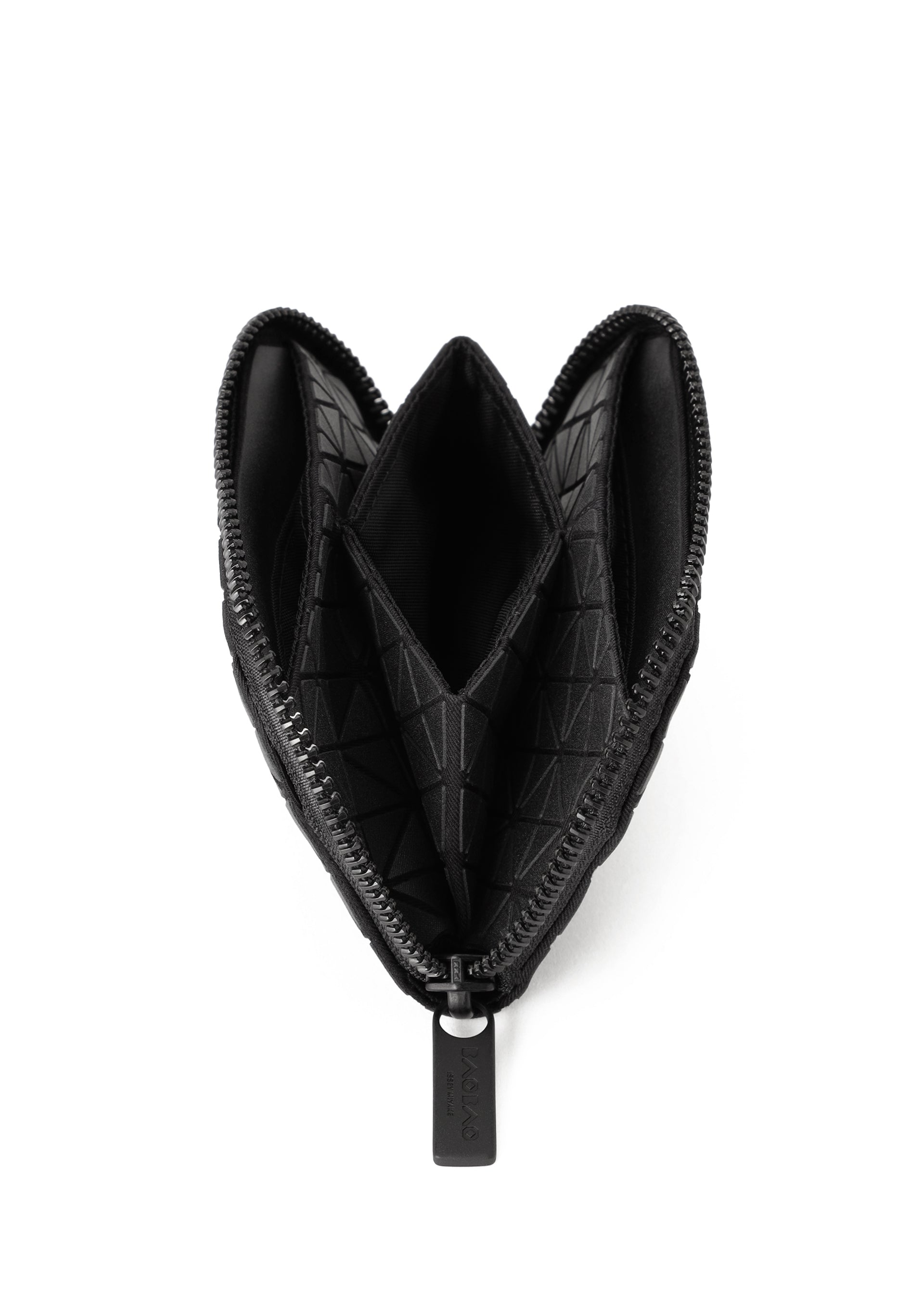 Zoomed view The FRAGMENT by BAO BAO ISSEY MIYAKE is a black wallet with zipper, doubling as a stylish credit card holder—ideal for organizing your essentials on the go.