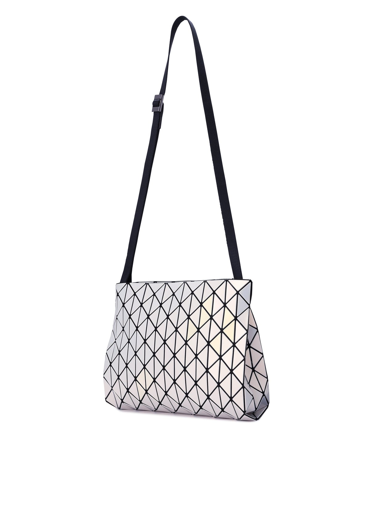 Introducing the ROW METALLIC shoulder bag from BAO BAO ISSEY MIYAKE, featuring a long black strap and an attention-grabbing geometric design. This bag boasts a shiny, reflective surface crafted from polarized pearl material, adorned with the brand’s iconic triangular patterns. view 4 of 7