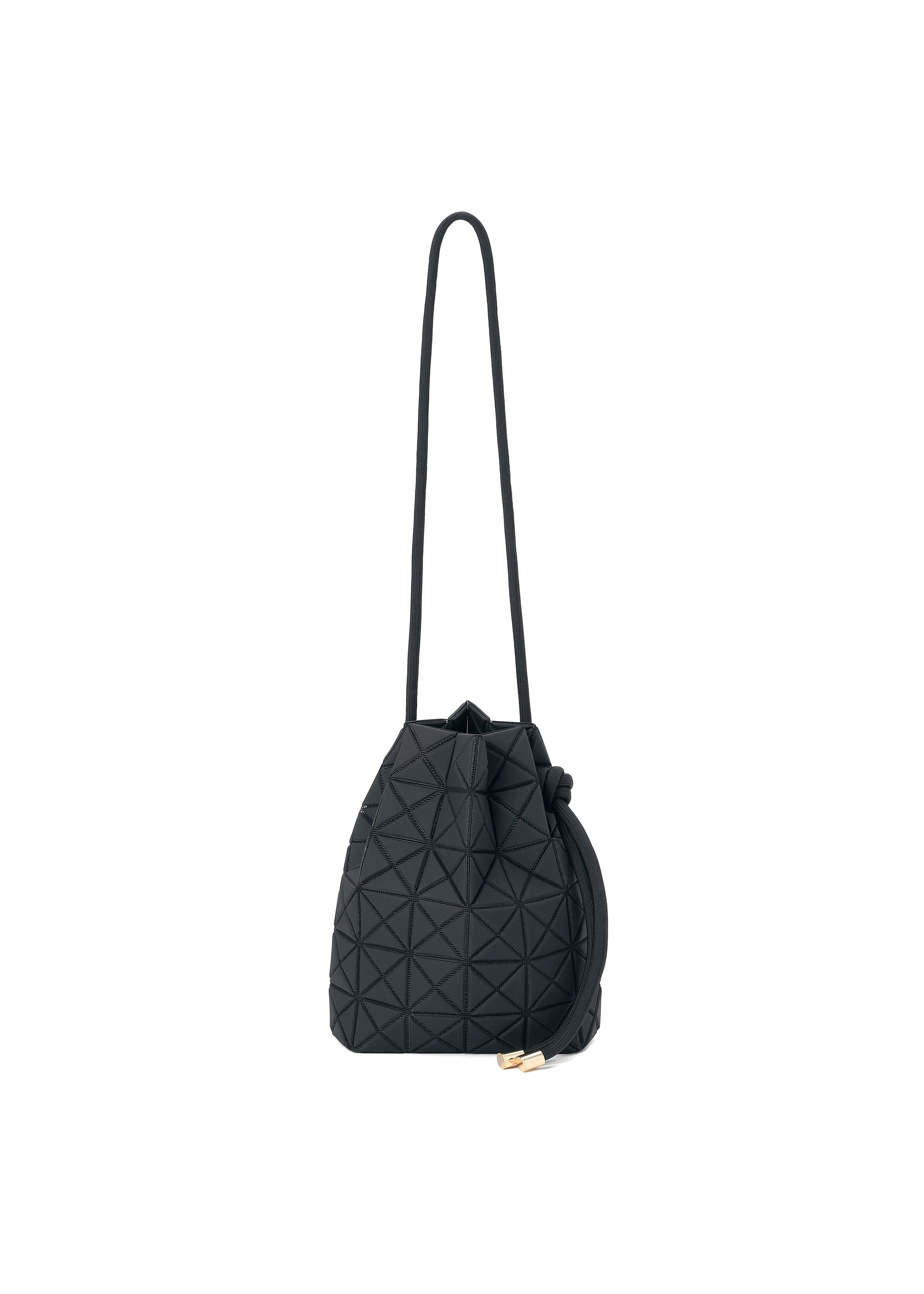 Zoomed view The WRING CLAY by BAO BAO ISSEY MIYAKE is a black bucket bag featuring a geometric pattern, a long shoulder strap, and gold-tone accents. Crafted from nubuck-like material, it is showcased against a plain white background. - BLACK （no.15）