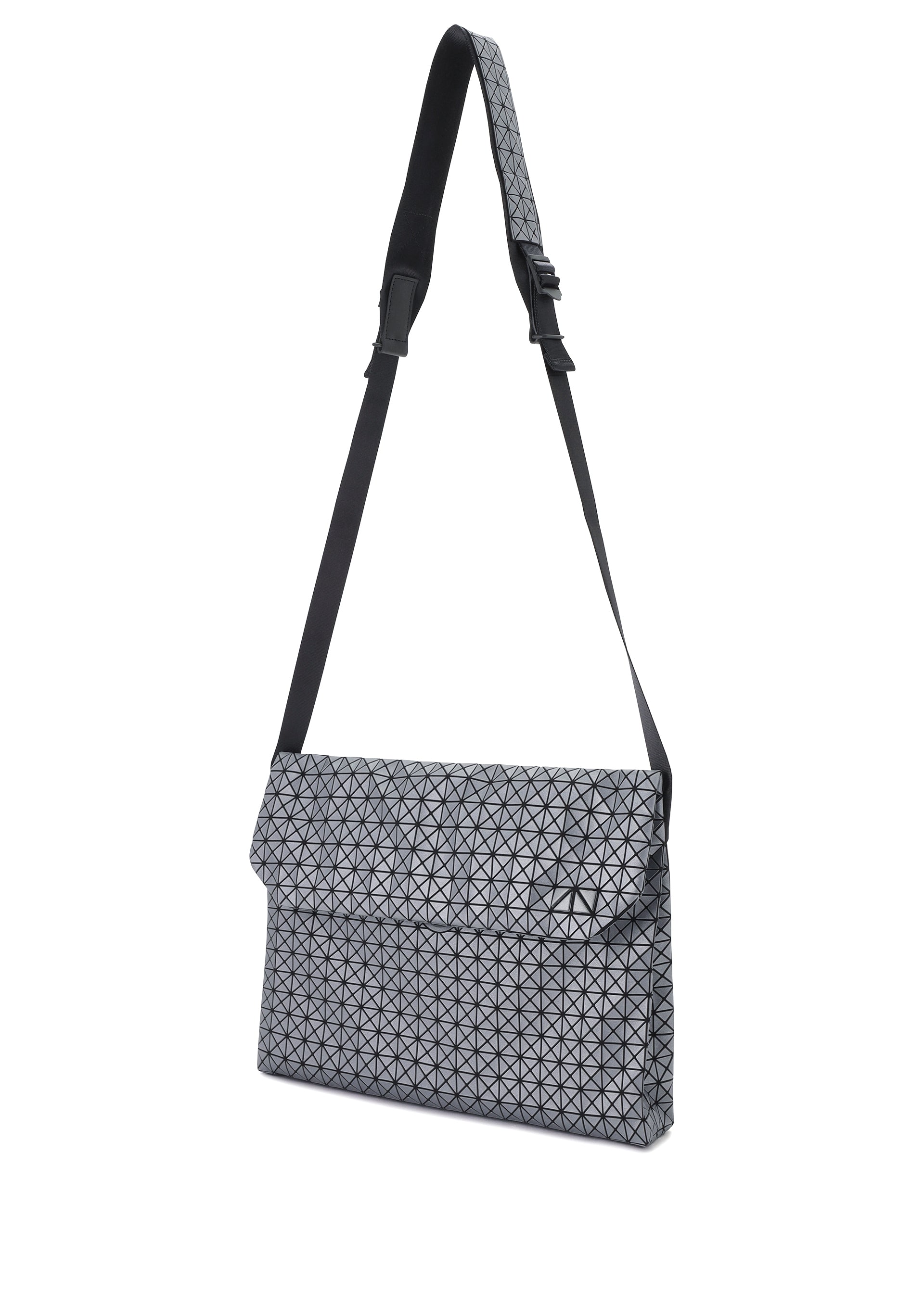 Zoomed view The FROGGY REFLECTOR by BAO BAO ISSEY MIYAKE is a grey and black shoulder bag with a modern geometric triangle pattern, cushioned adjustable long strap, flap closure, and roomy storage for daily essentials.