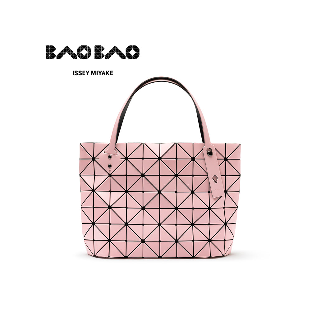 BAO BAO ISSEY MIYAKE VISUAL ARCHIVES AUTUMN WINTER 2023/24