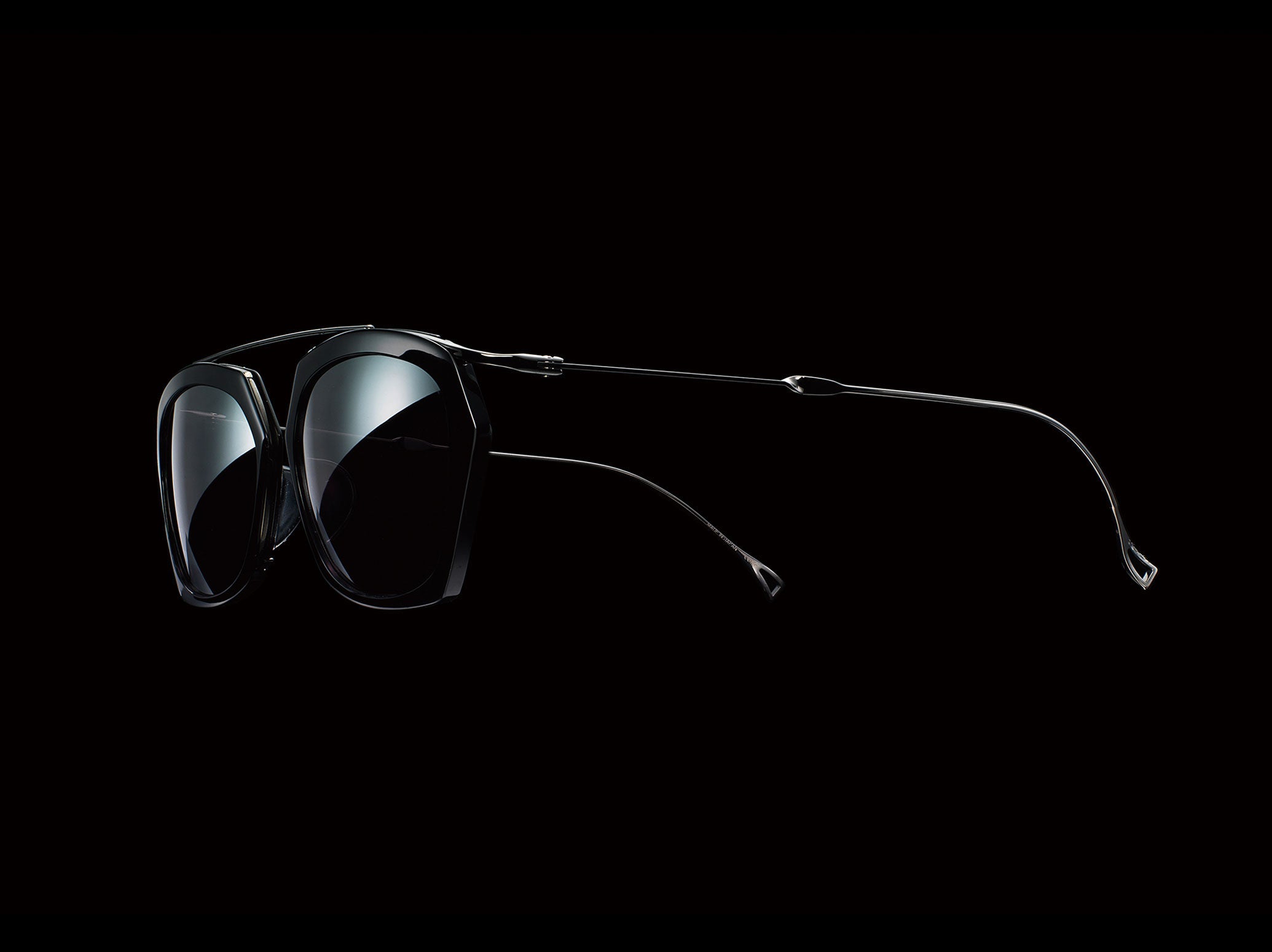 ISSEY MIYAKE EYES ITEM SERIES BONE SERIES I – ISSEY MIYAKE