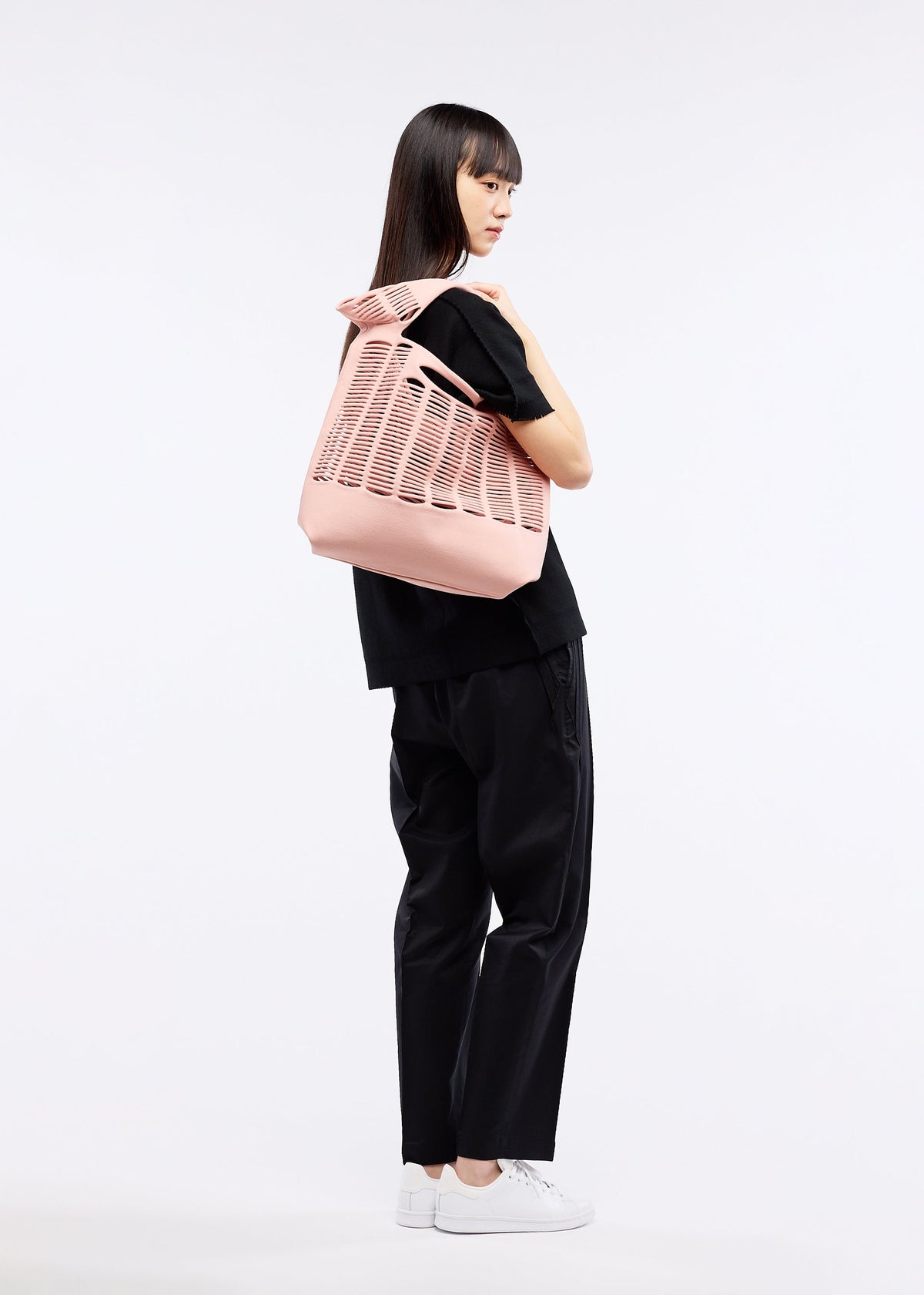 MOKKO TOWN SHOULDER