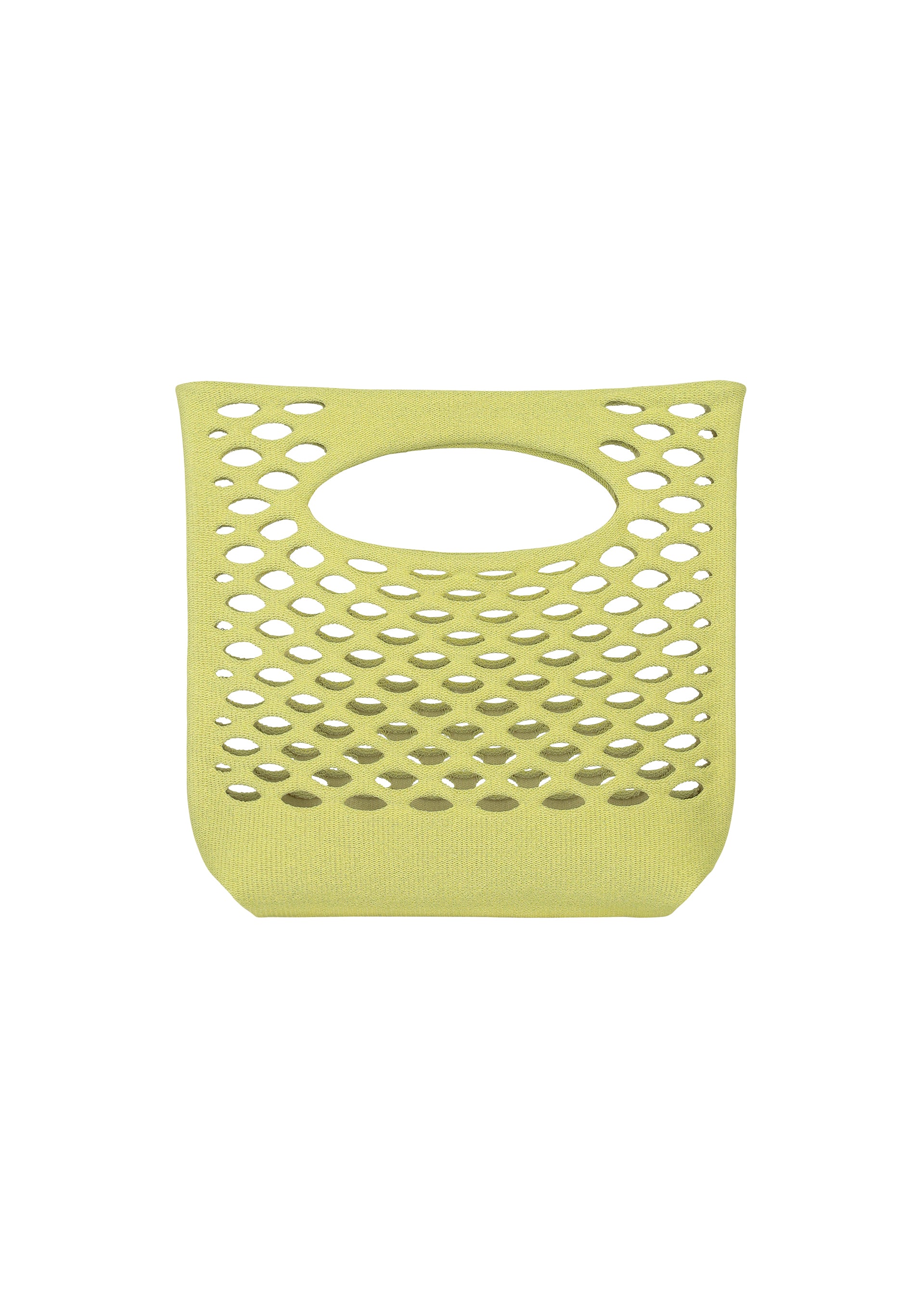 Zoomed view The MOKKO WASHI by GOOD GOODS ISSEY MIYAKE is a light green, rectangular summer tote with a top handle cutout and open hexagonal side patterns, shown on a plain white background. - GRASS GREEN （no.63）