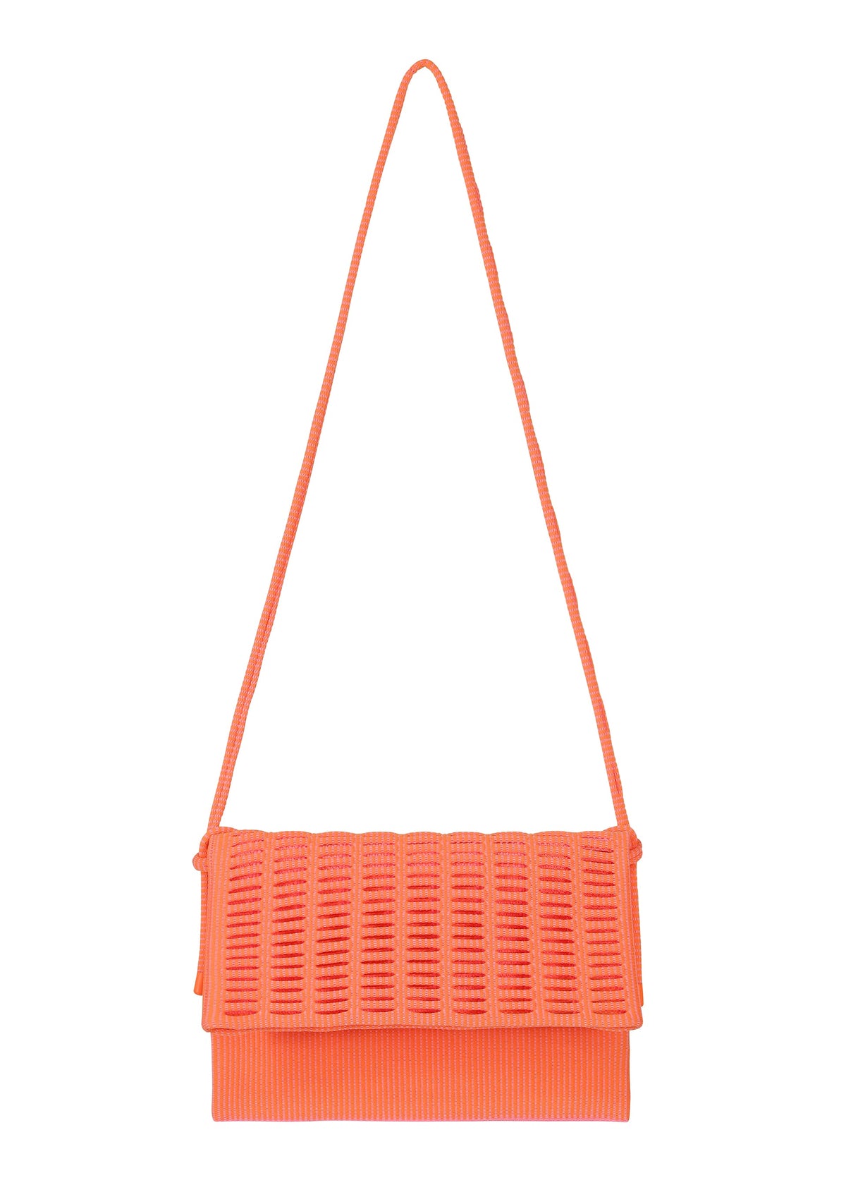 Zoomed view MOKKO WALE by GOOD GOODS ISSEY MIYAKE: an orange woven shoulder bag featuring a rectangular shape, long thin strap, and textured grid-like flap. Shown against a plain white background. - WARM ORANGE×ROSE PINK （no.33）