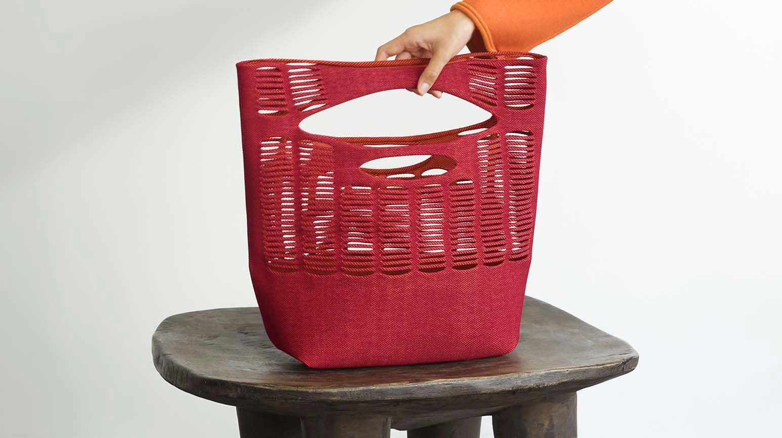 GOOD GOODS ISSEY MIYAKE ITEM SERIES MOKKO – ISSEY MIYAKE