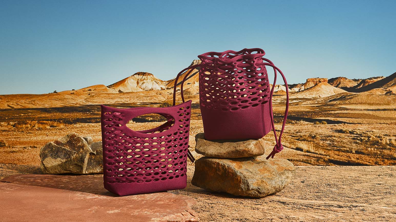 GOOD GOODS ISSEY MIYAKE ITEM SERIES MOKKO – ISSEY MIYAKE ONLINE STORE
