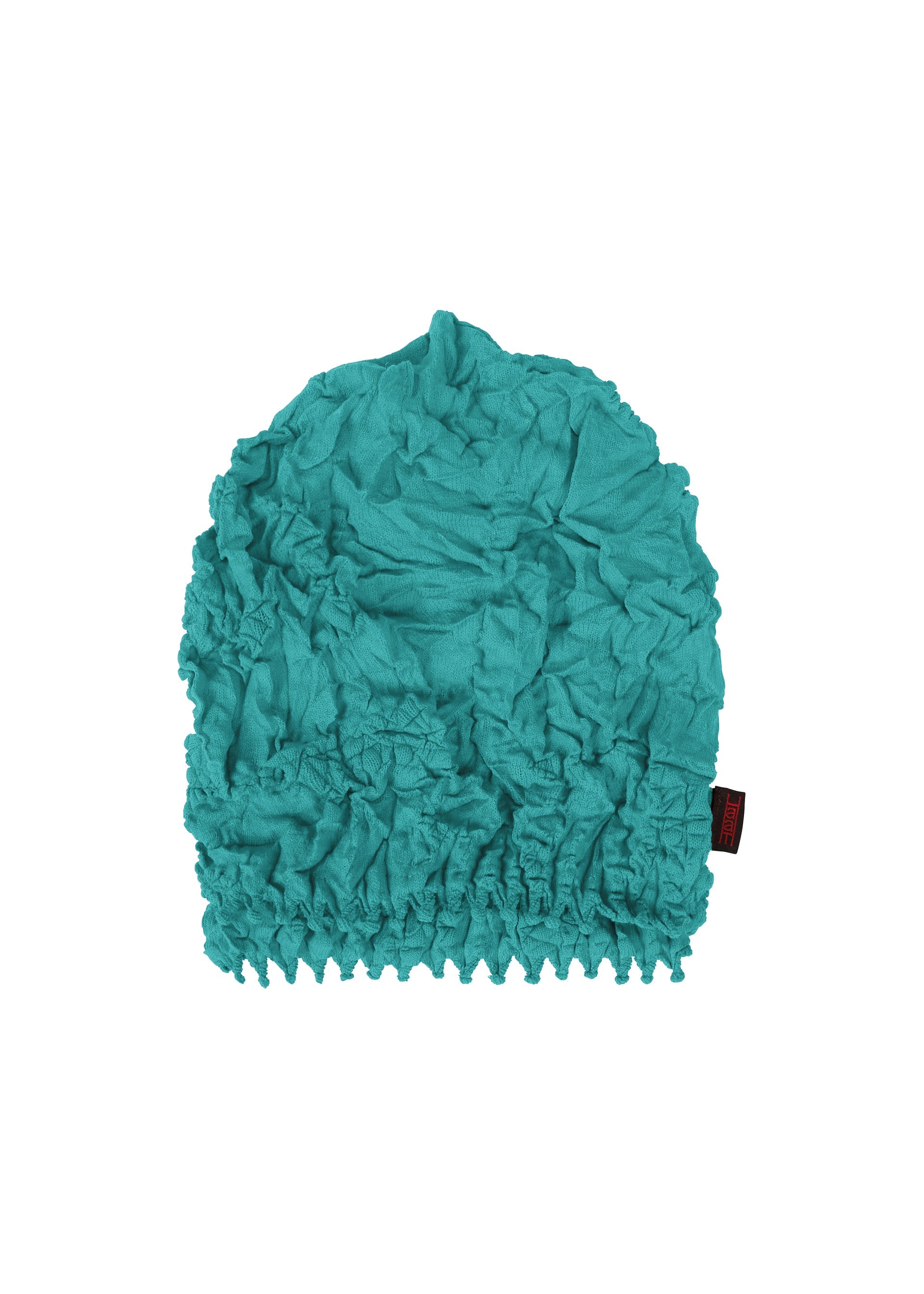Zoomed view The HaaT KUMO SHIBORI KNIT is a teal, crinkled knit cap made from recycled polyester, with an elastic ruffled bottom edge and a small black side tag, shown on a white background. - TURQUOISE （no.74）