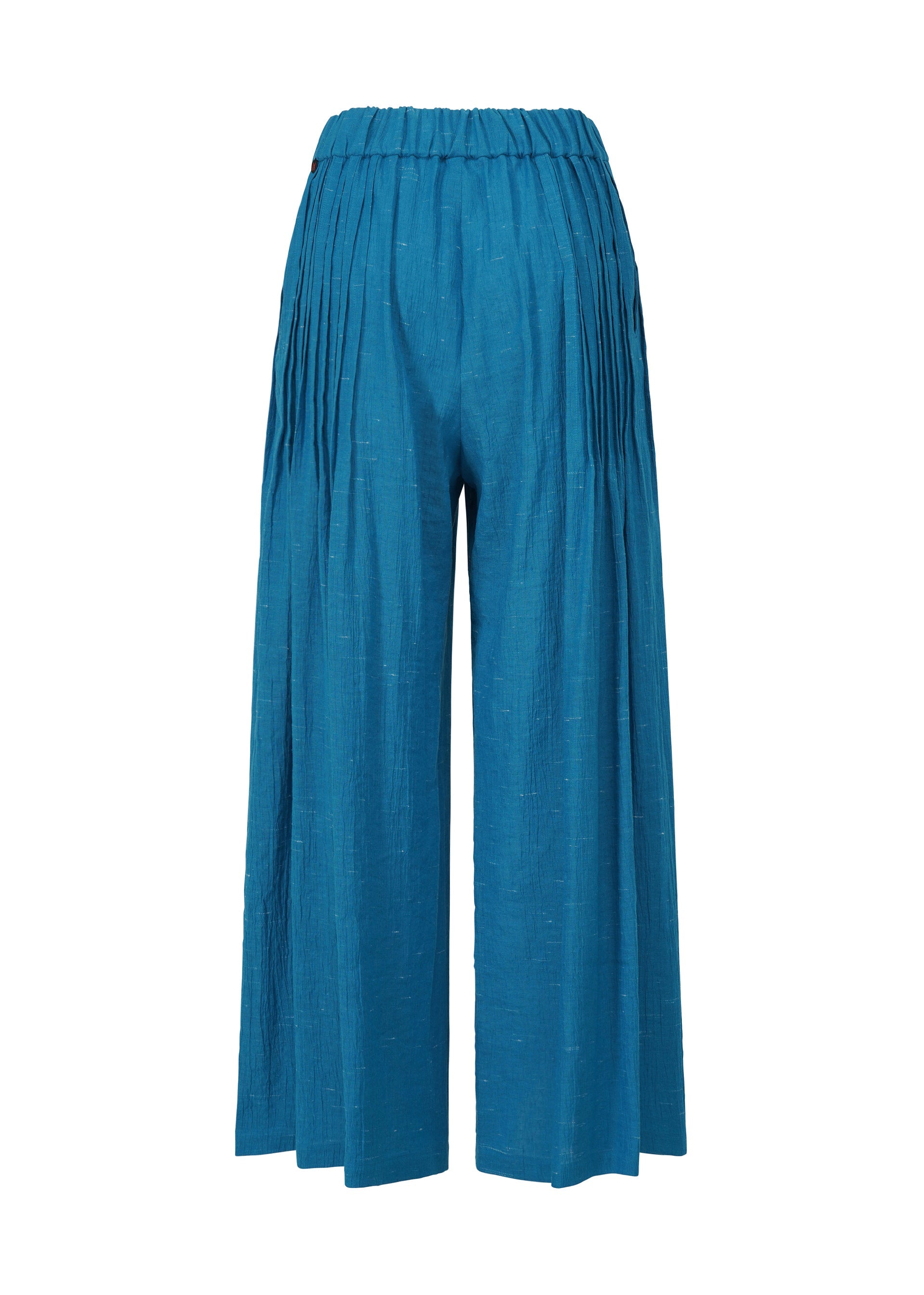 PINTUCKING – ISSEY MIYAKE ONLINE STORE