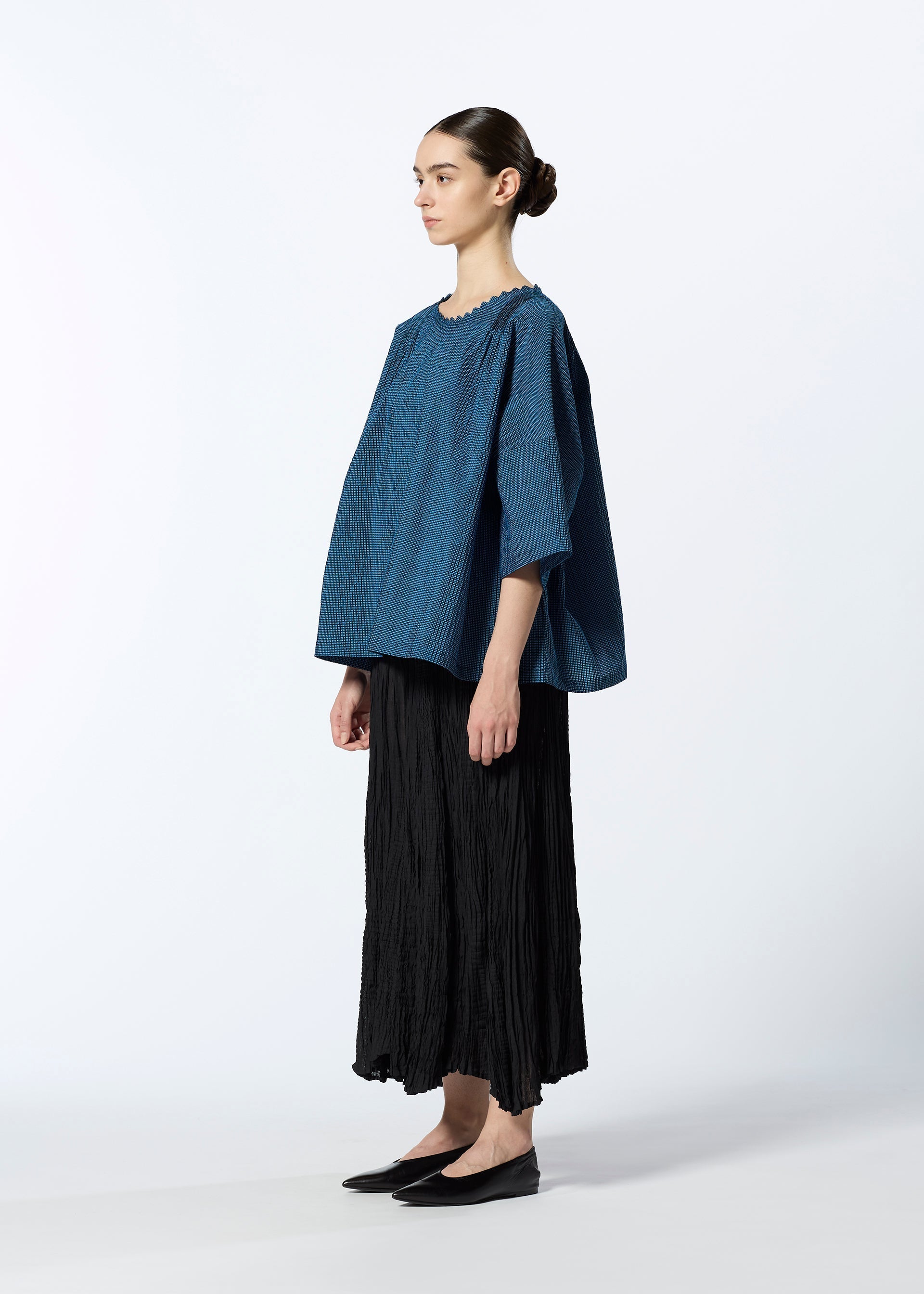 TATSUMAKI SKIRT – ISSEY MIYAKE ONLINE STORE