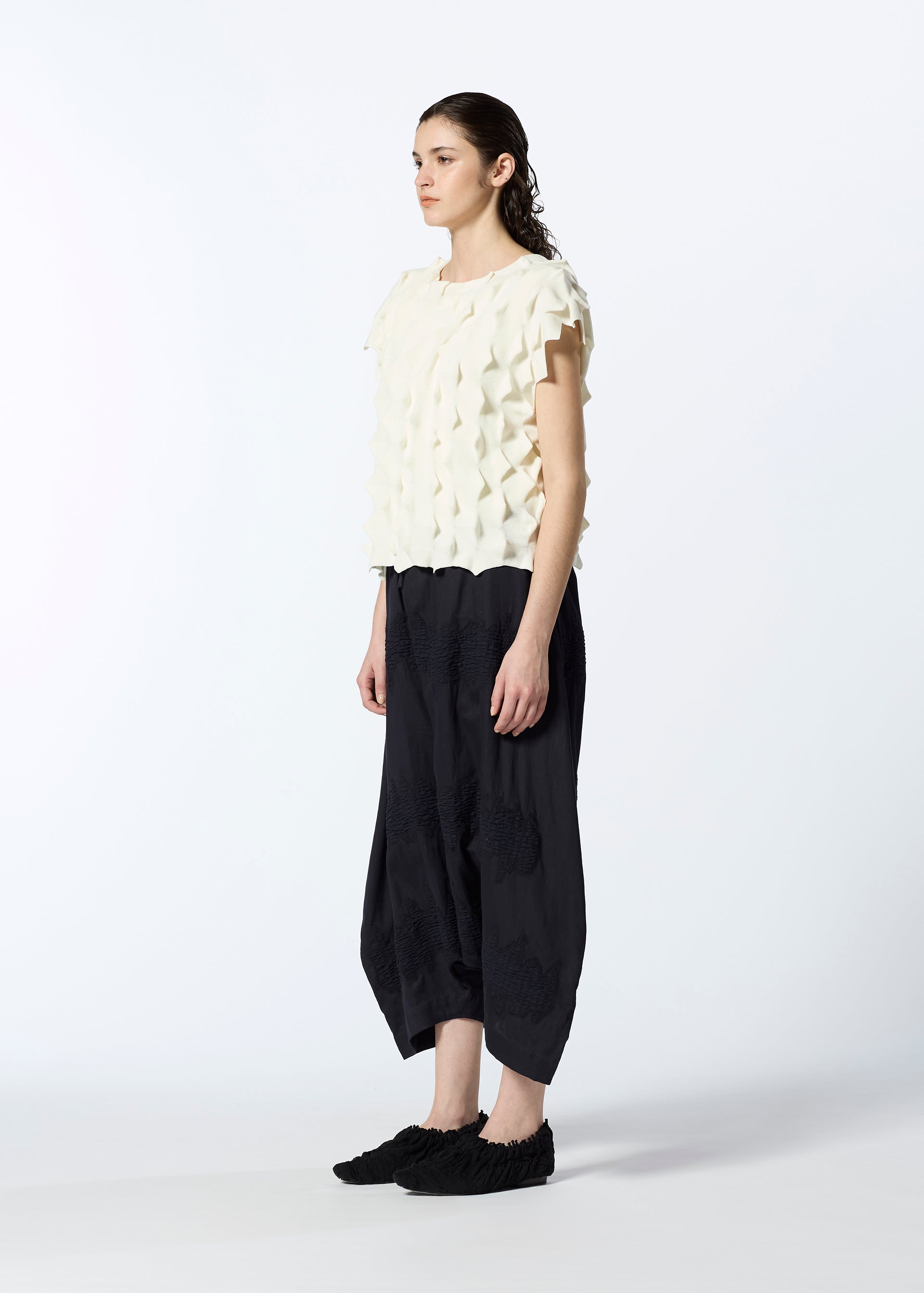 口コミ・レビューで人気商品を探そう ISSEY – KNIT ZIG MIYAKE STORE ONLINE トップス