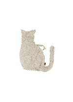 KUMO CAT by HaaT is a light-hued paper sculpture shaped like a sitting cat, inspired by Arimatsu Shibori's delicate folds, displayed against a plain white background. - IVORY （no.03）