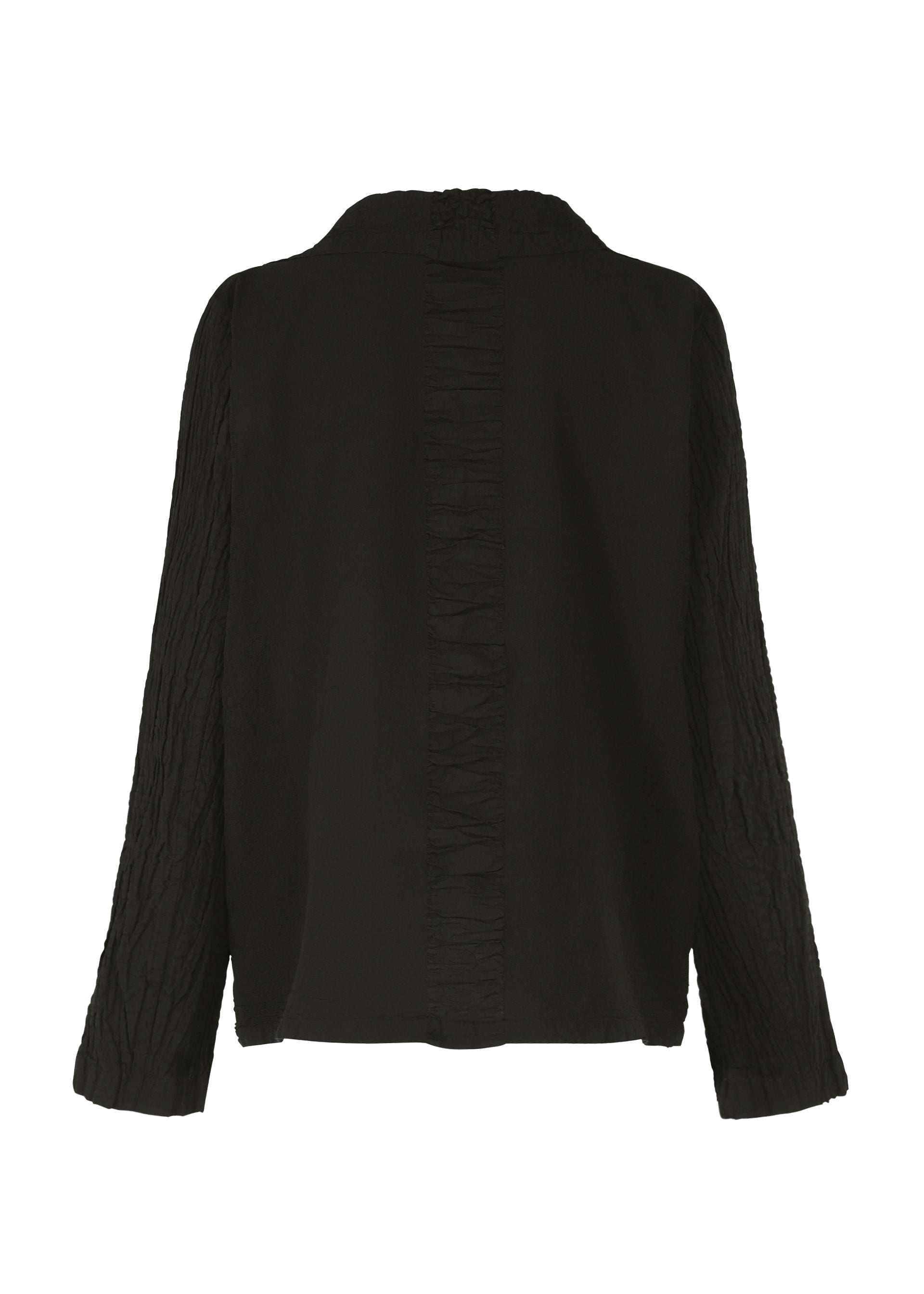 Zoomed view Back view of the HaaT TENMOKU COTTON black long-sleeved shirt with textured fabric, a central vertical textured panel on the back, and simple, relaxed hem and collar.