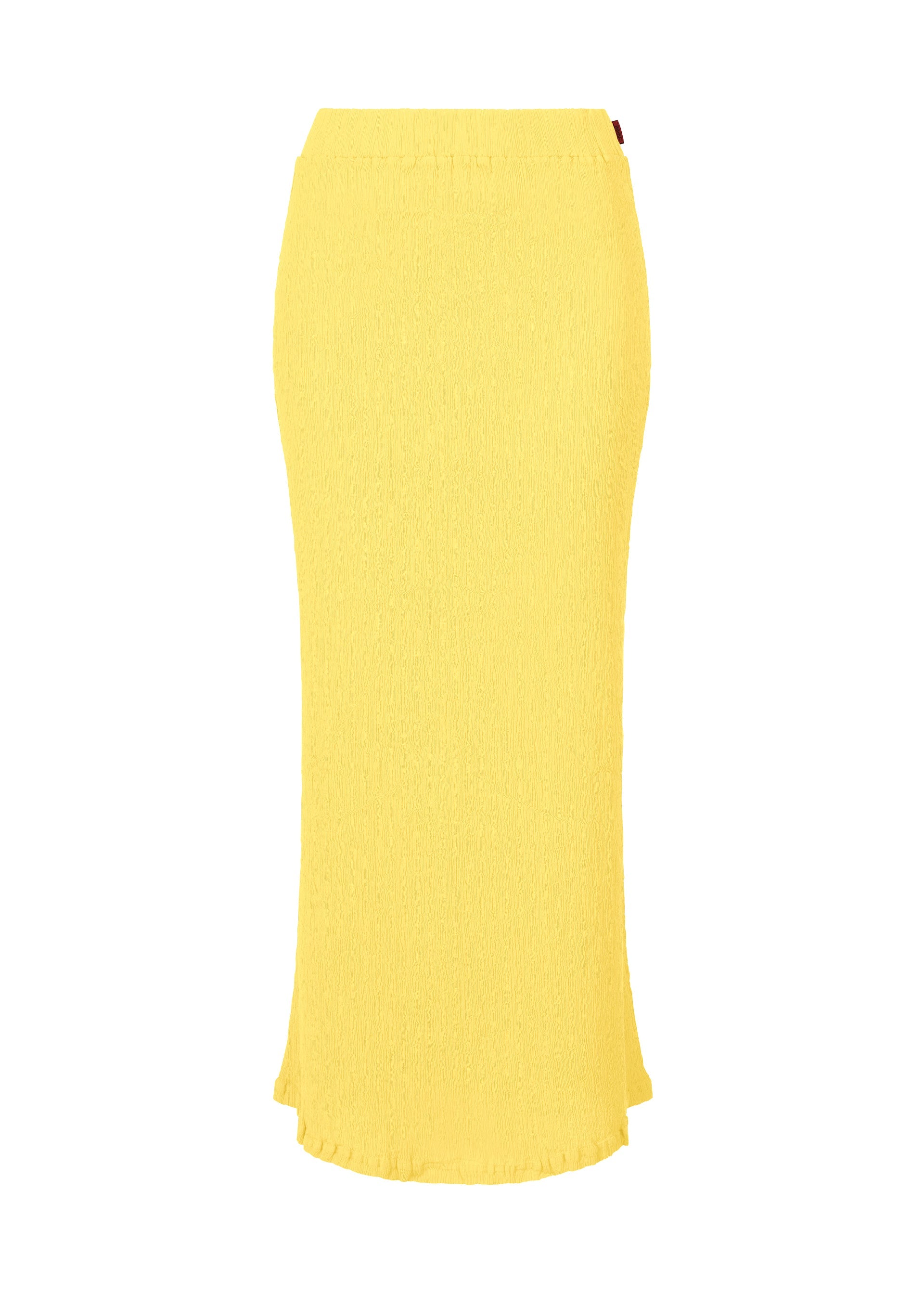 Zoomed view The HaaT KYO CHIJIMI MAY skirt in yellow features ultra-fine cotton yarn, a high waist, straight fitted silhouette, and slightly flared hem, shown on a white background. - YELLOW （no.52）