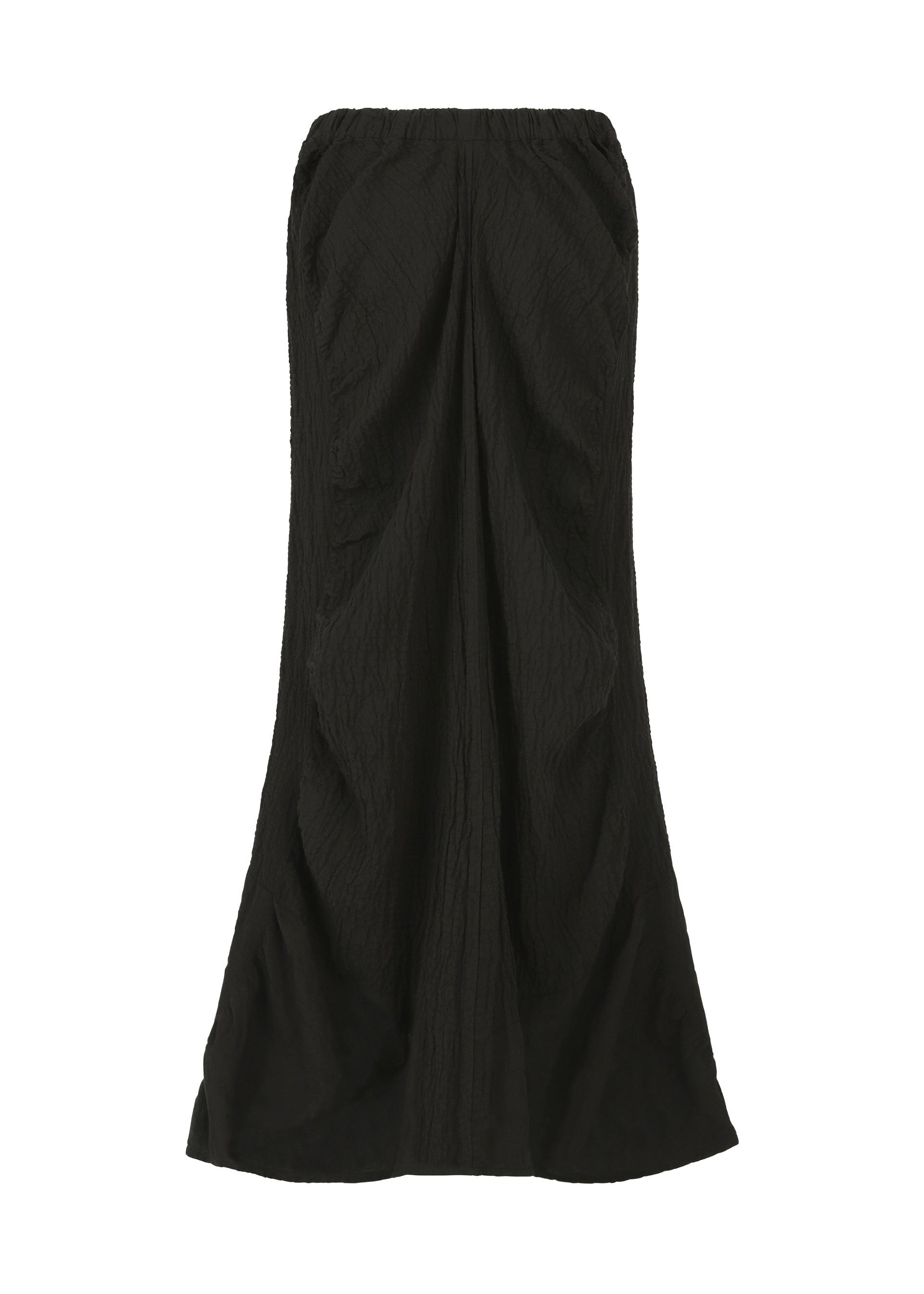 Zoomed view The HaaT TENMOKU COTTON is a long, black, garment-dyed textured skirt with a flared hem and gathered detailing, shown on a plain white background.