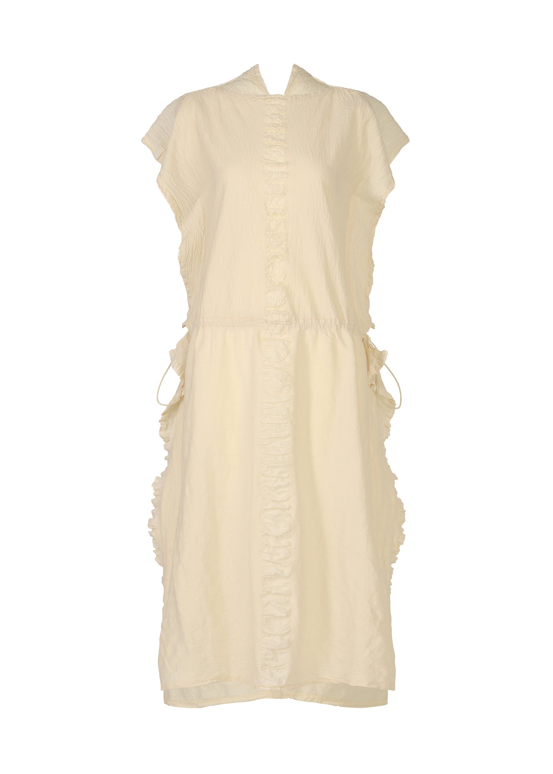 Zoomed view The TENMOKU COTTON dress by HaaT is a knee-length, short-sleeve off-white textured piece with garment-dyed fabric, ruffled front trim, and adjustable drawstrings at the waist and hips. - LIGHT BEIGE （no.40）