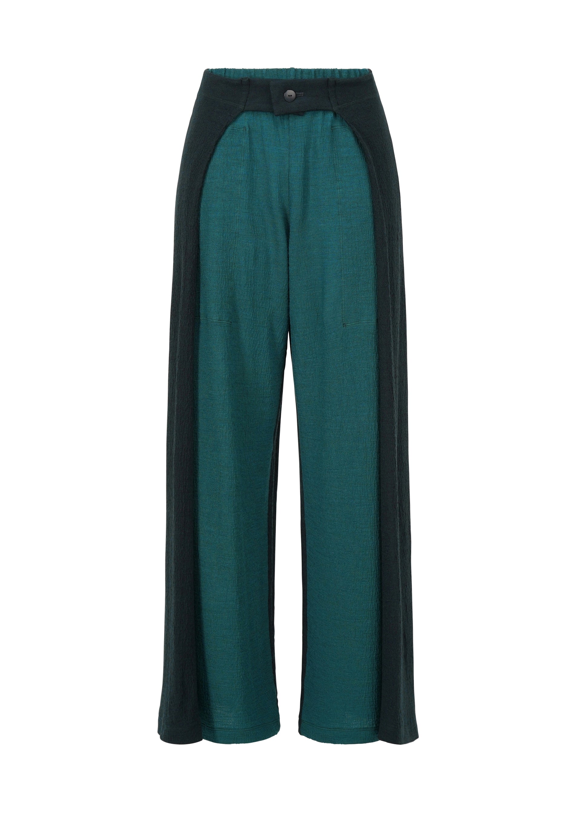 Zoomed view The HaaT TRI COLOR WOOL pants feature a wide-leg, high-waisted cut with button closure, teal center panel and black side panels in a color-blocked design. Made from lightweight, textured wool for a relaxed fit and stylish comfort. - GREEN （no.62）