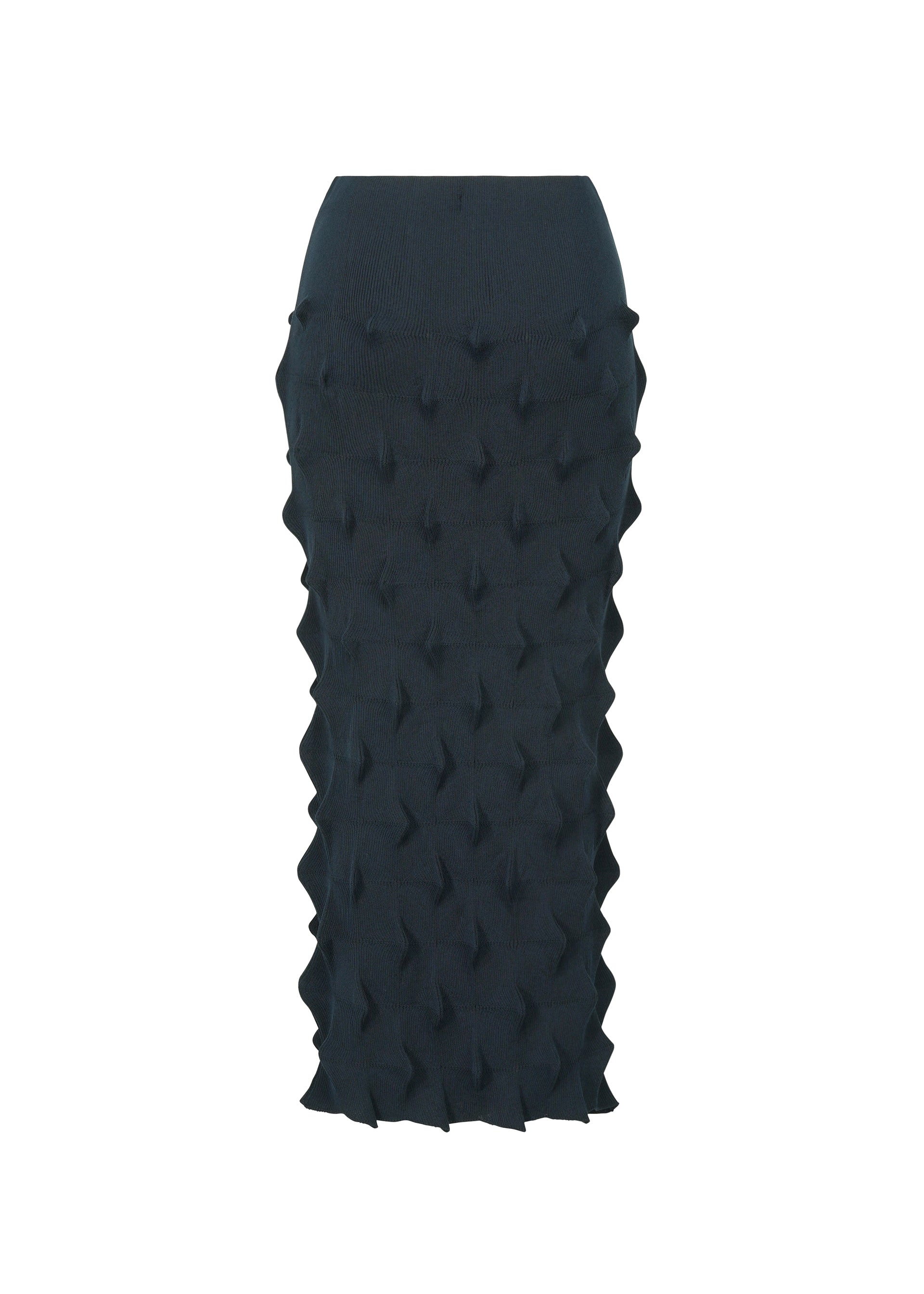 Zoomed view The ZIG ZAG KNIT skirt by HaaT is a long, high-waisted black skirt with textured 3D geometric patterns, made from organic cotton and recycled polyester.