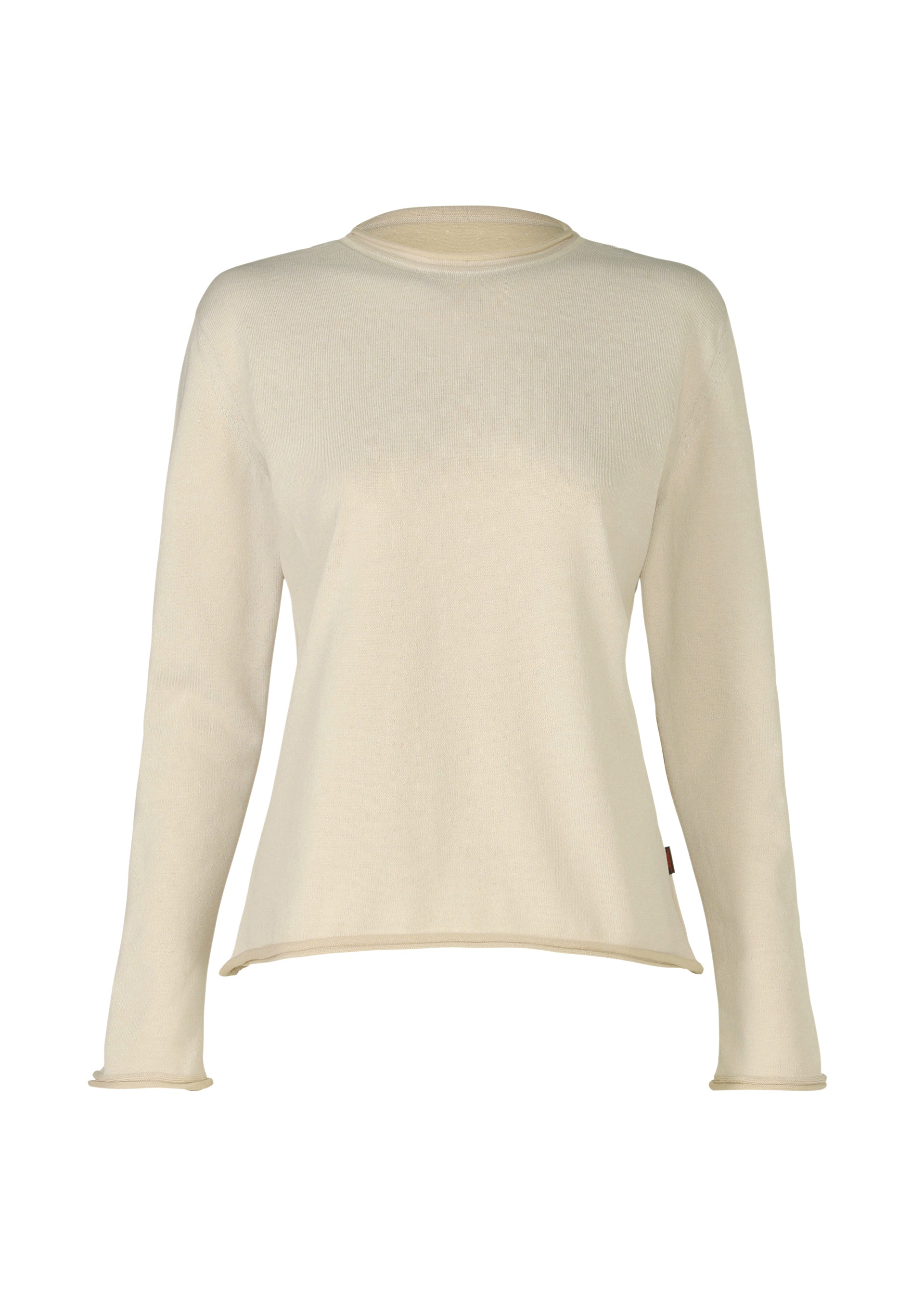 Zoomed view The PLATED LINES sweater by HaaT is a cream-colored, lightweight knit top with long sleeves, a round neckline, and a slightly flared hem. Made from organic cotton, it’s shown against a white background. - IVORY （no.03）