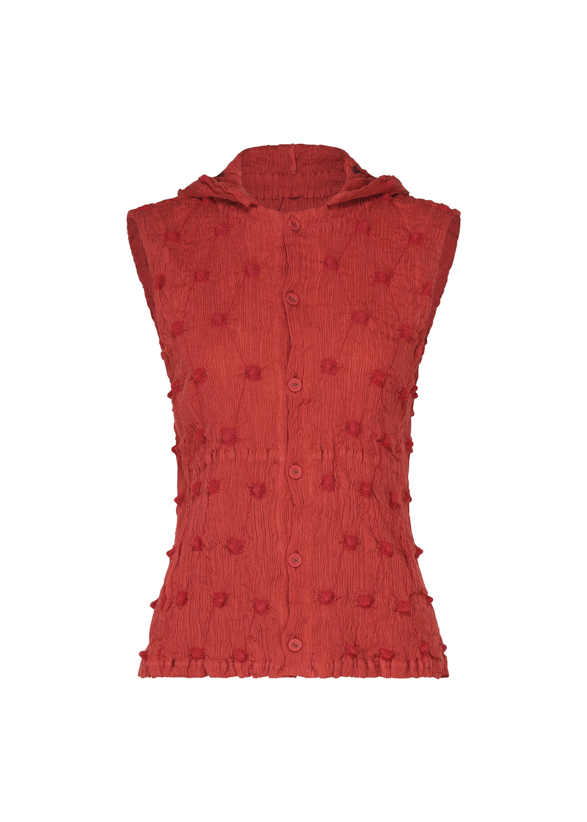 Zoomed view HaaT’s KYO CHIJIMI SQUARE EMB is a sleeveless red button-up hooded vest, crafted from crinkled textured fabric with raised dot details. Displayed against a white background, this piece draws inspiration from KYO CHIJIMI craftsmanship and features an embroidered square pattern for added visual interest. - RED （no.24）