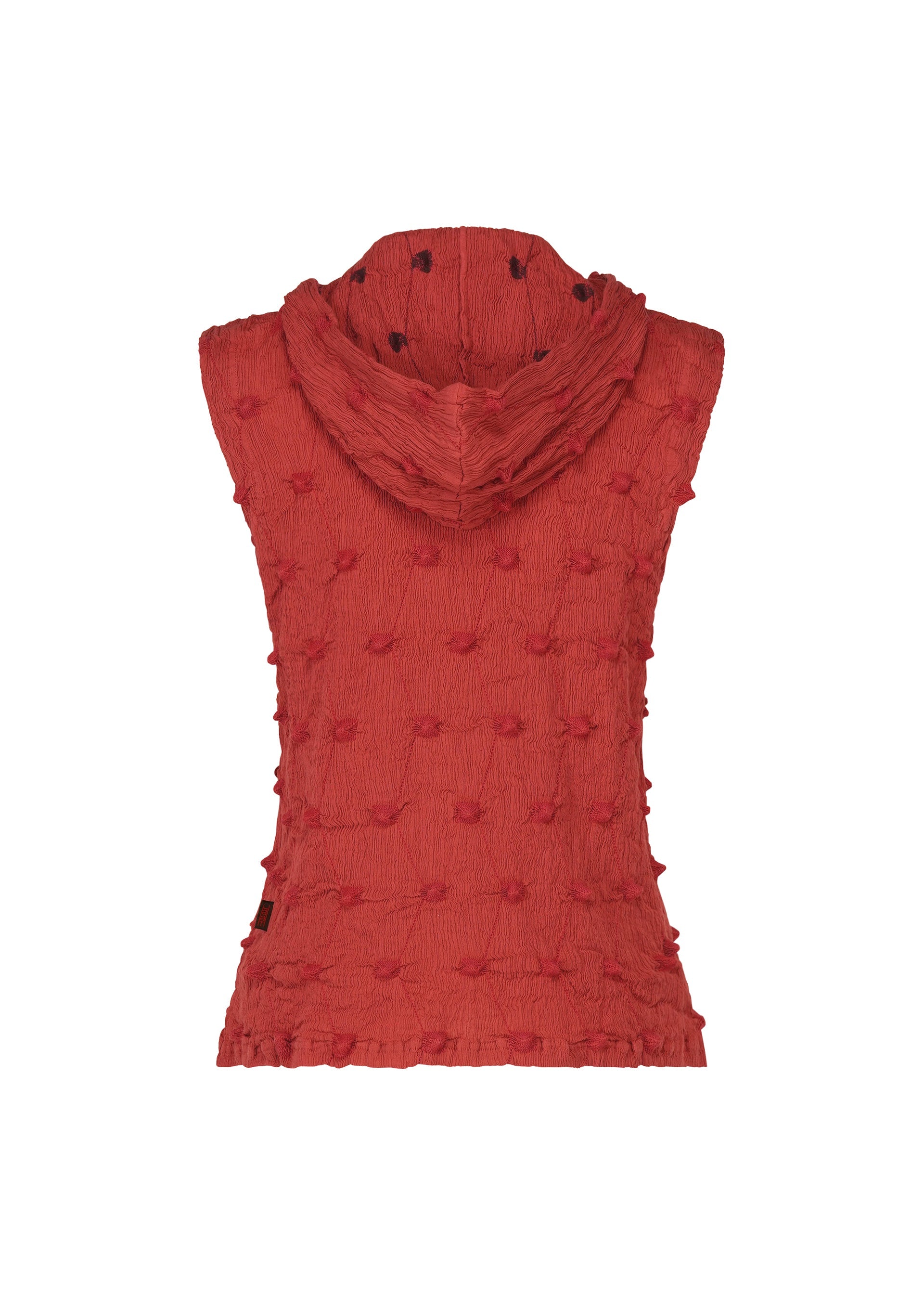 Zoomed view Sleeveless red vest by HaaT, shown from the back against a white background, featuring raised dot accents and a subtle embroidered square pattern. The KYO CHIJIMI SQUARE EMB is inspired by traditional KYO CHIJIMI craftsmanship.