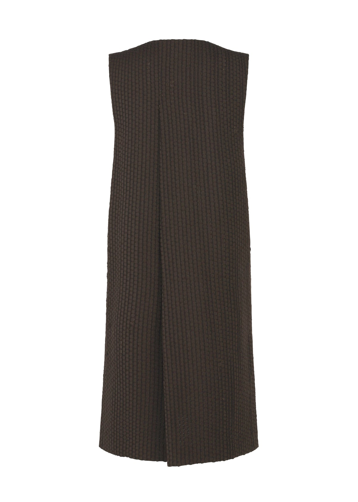 Zoomed view The SAKIORI vest by HaaT is a sleeveless, textured dark brown woven piece, shown from the back with a raised grid pattern and a central vertical slit.