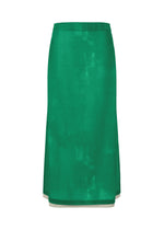 The WALL WHITE HEM by HaaT is a knee-length, straight-cut chiffon skirt in vibrant green with Kyoto dyeing, shown on a plain white background. - GREEN （no.62）