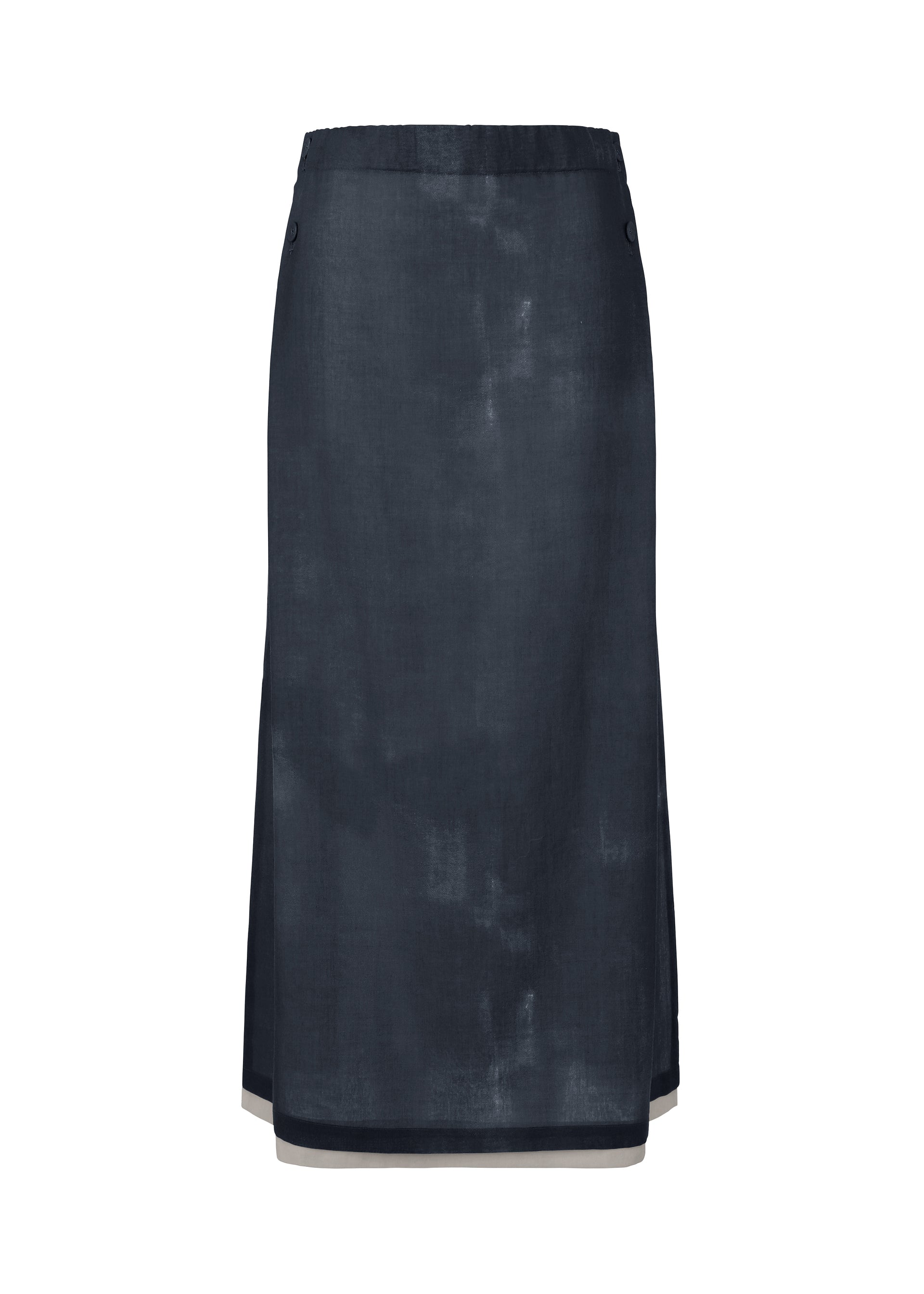 Zoomed view The WALL WHITE HEM skirt by HaaT features a straight cut and subtle sheen in dark navy chiffon, highlighting refined Kyoto dyeing techniques. Minimal detailing is showcased against a plain white background. - NAVY （no.75）