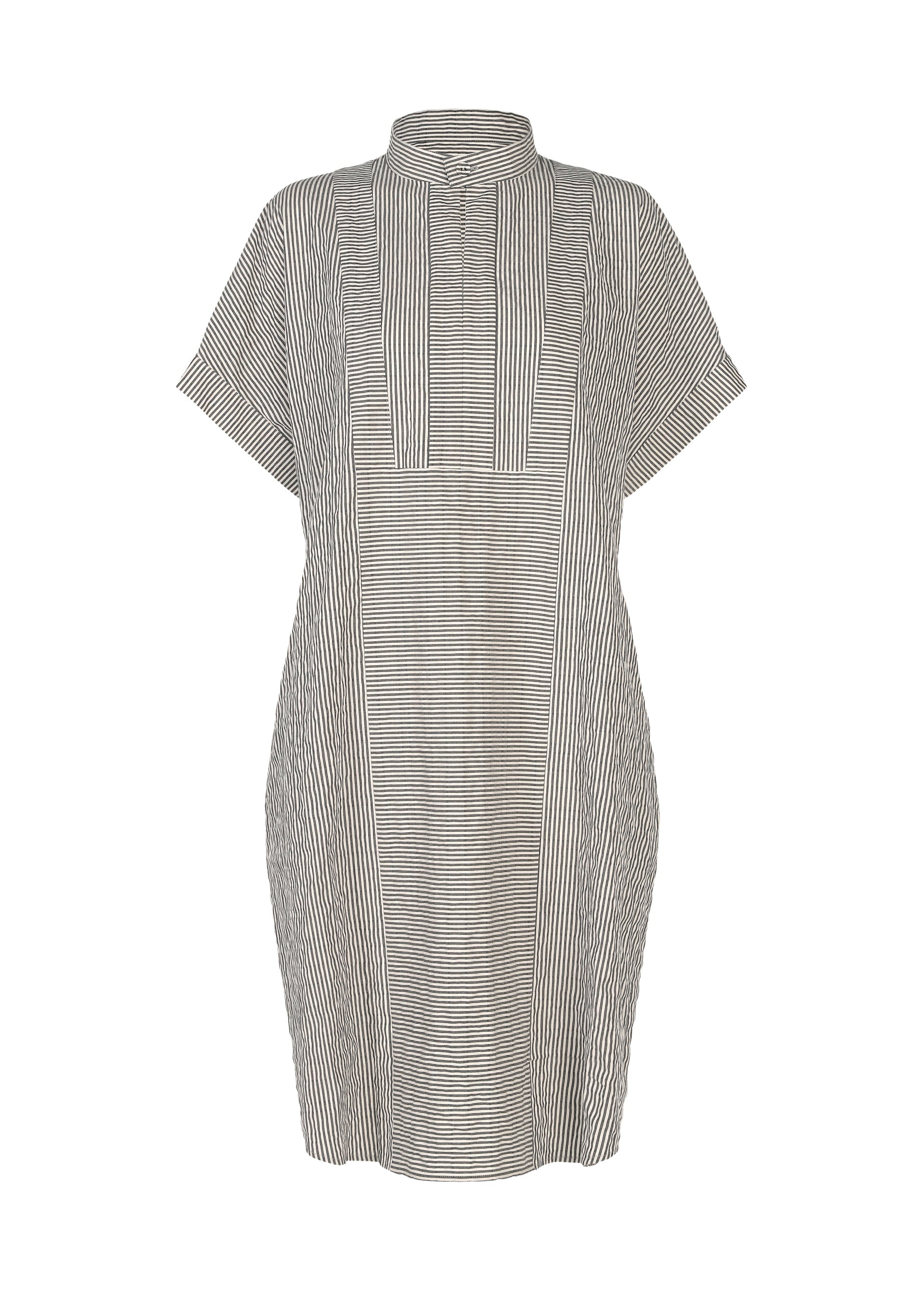 Zoomed view The RIPPLE STRIPE by HaaT is a short-sleeved, knee-length seersucker tunic with a high collar and a relaxed silhouette. Showcasing vertical black and white pinstripes, this dress offers a modern edge with its mixed stripe patterns artfully placed on the front, sides, and collar. - WHITE （no.01）