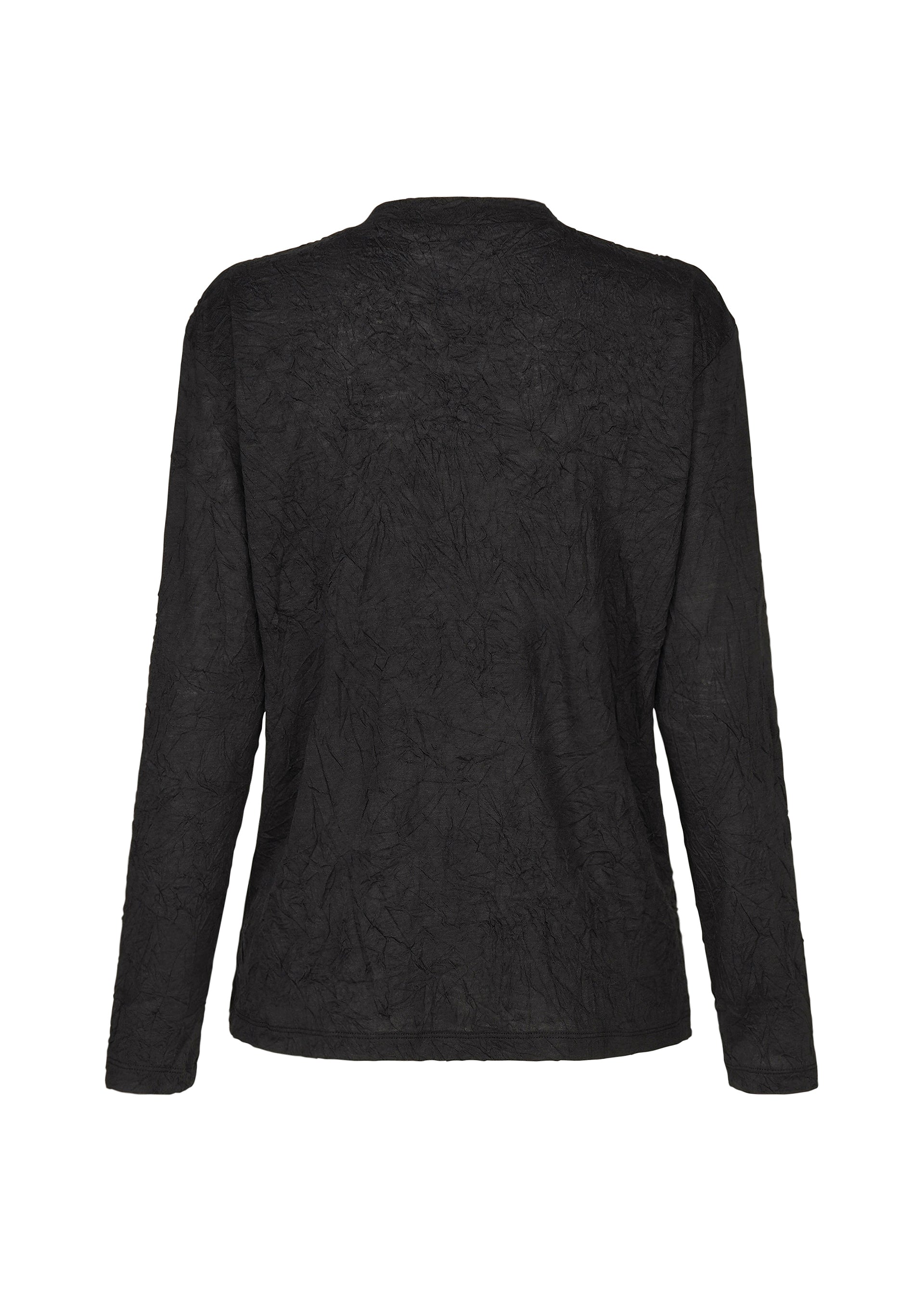 Zoomed view Back view of the HaaT W/P WASHER—a black round-neck, long-sleeved top featuring a subtle crinkled pattern and wrinkled finish, crafted from polyester wool jersey—displayed against a plain white background.
