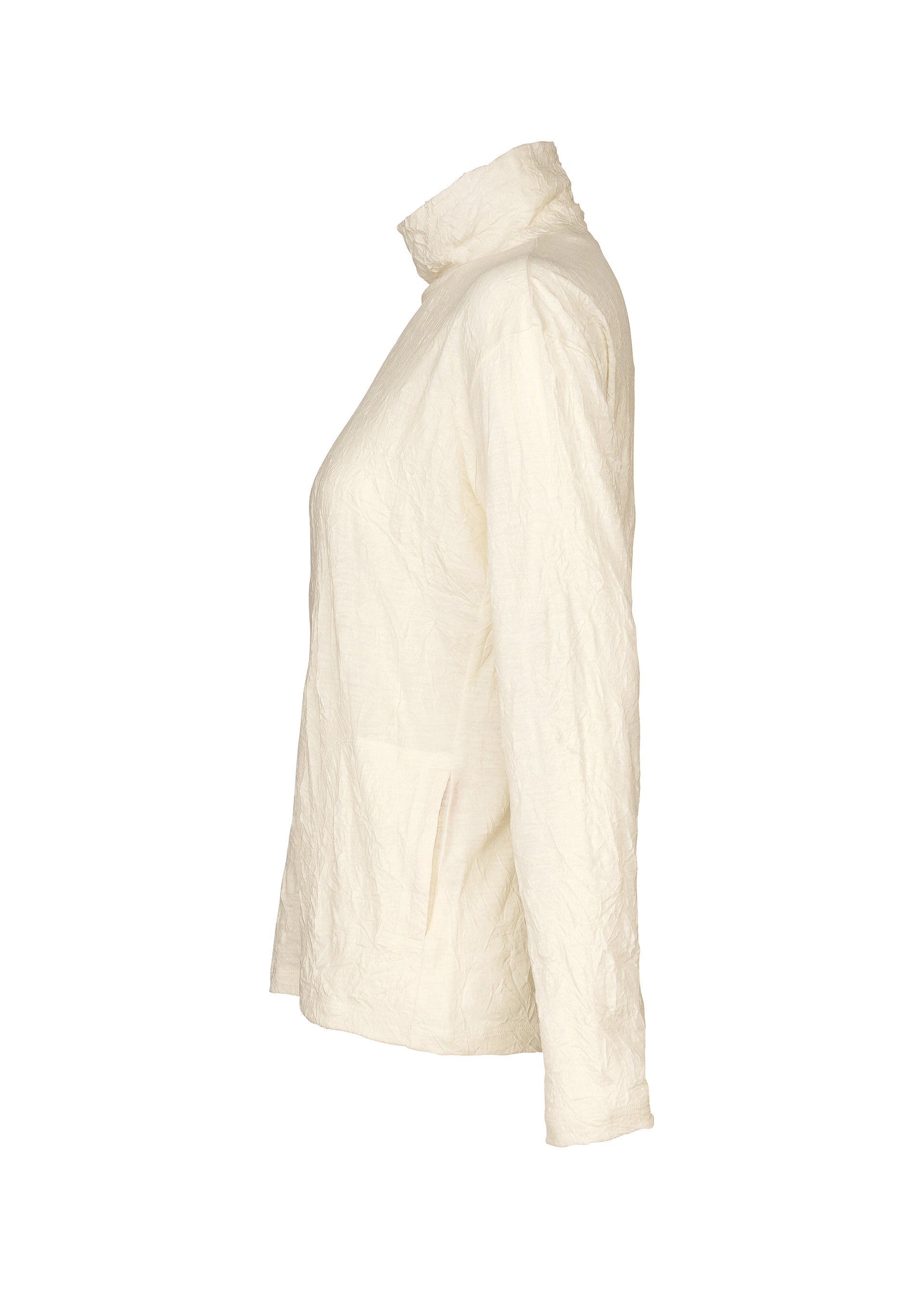 Zoomed view The HaaT W/P WASHER jacket is displayed in a cream color, featuring long sleeves and a high collar reminiscent of an elegant high-neck top. Shown from the side against a white background, this lightweight piece has a subtly wrinkled texture and includes a convenient side pocket.
