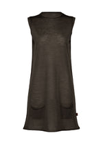 The AIRY POCKET LAYERS by HaaT is a sleeveless black tunic dress featuring a round neckline and two front pockets, displayed on a plain white background. - CRAY （no.48）