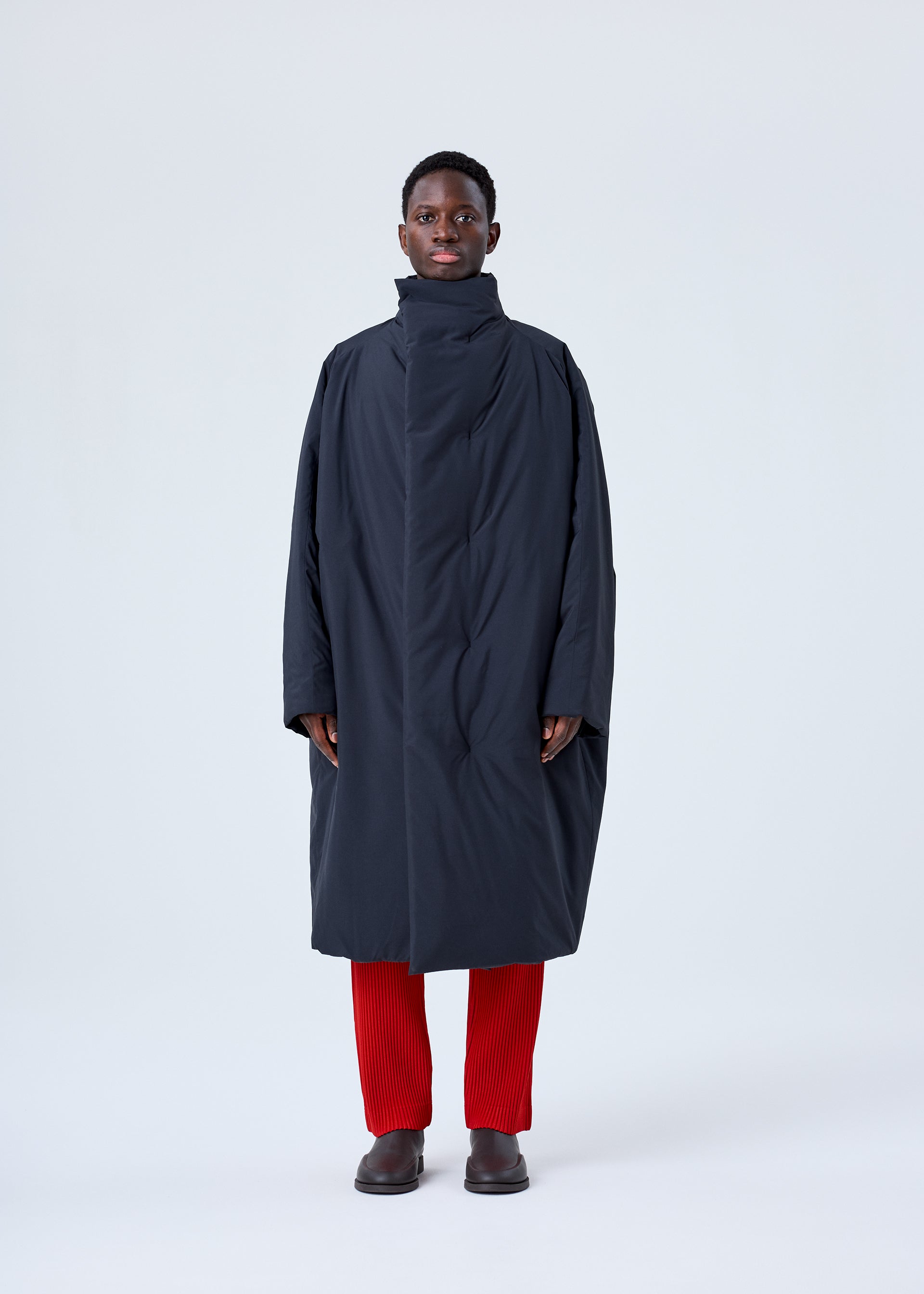 BLANK DUVET COAT, Men's_Jackets & Coats_Coat, Worn image 1