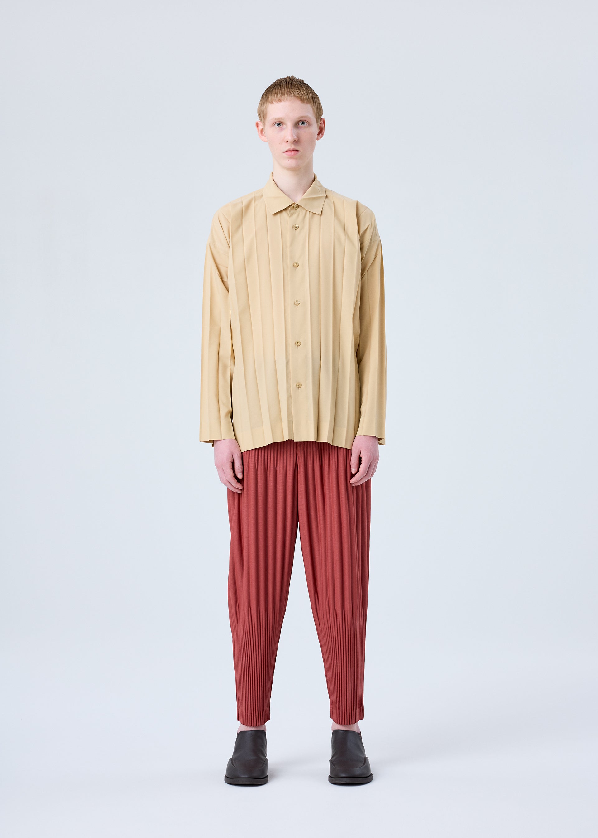 EDGE SHIRT – ISSEY MIYAKE ONLINE STORE