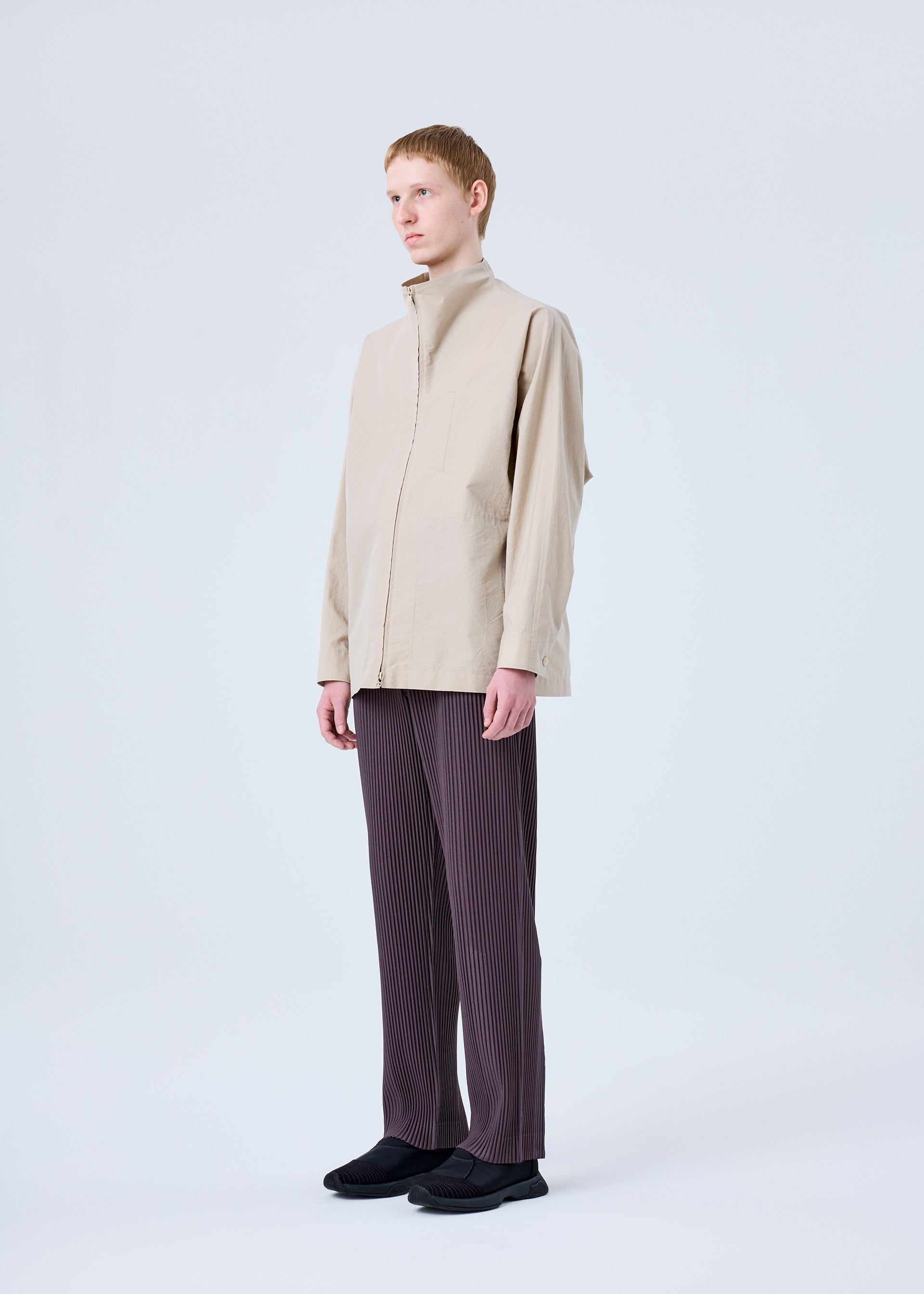 PLEATS BOTTOMS 1 – ISSEY MIYAKE ONLINE STORE