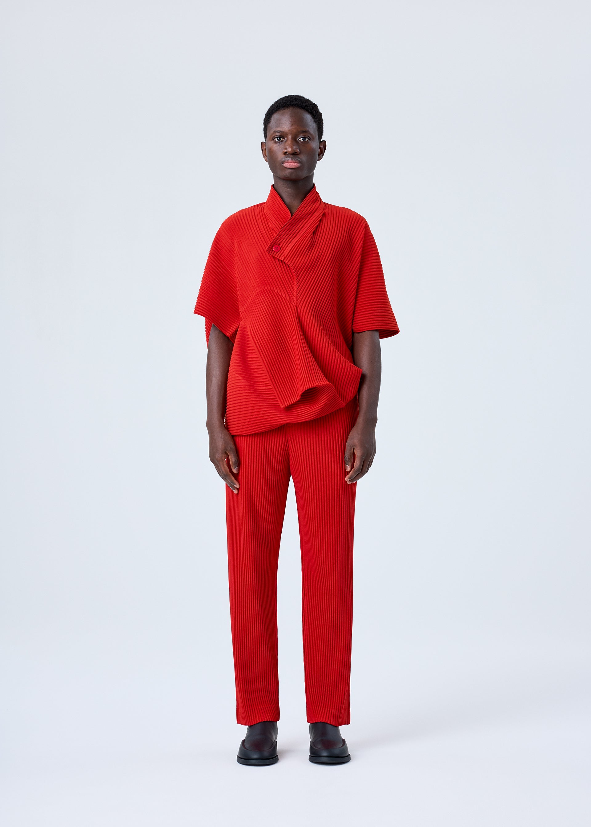 HOMME PLISSÉ ISSEY MIYAKE – ISSEY MIYAKE ONLINE STORE