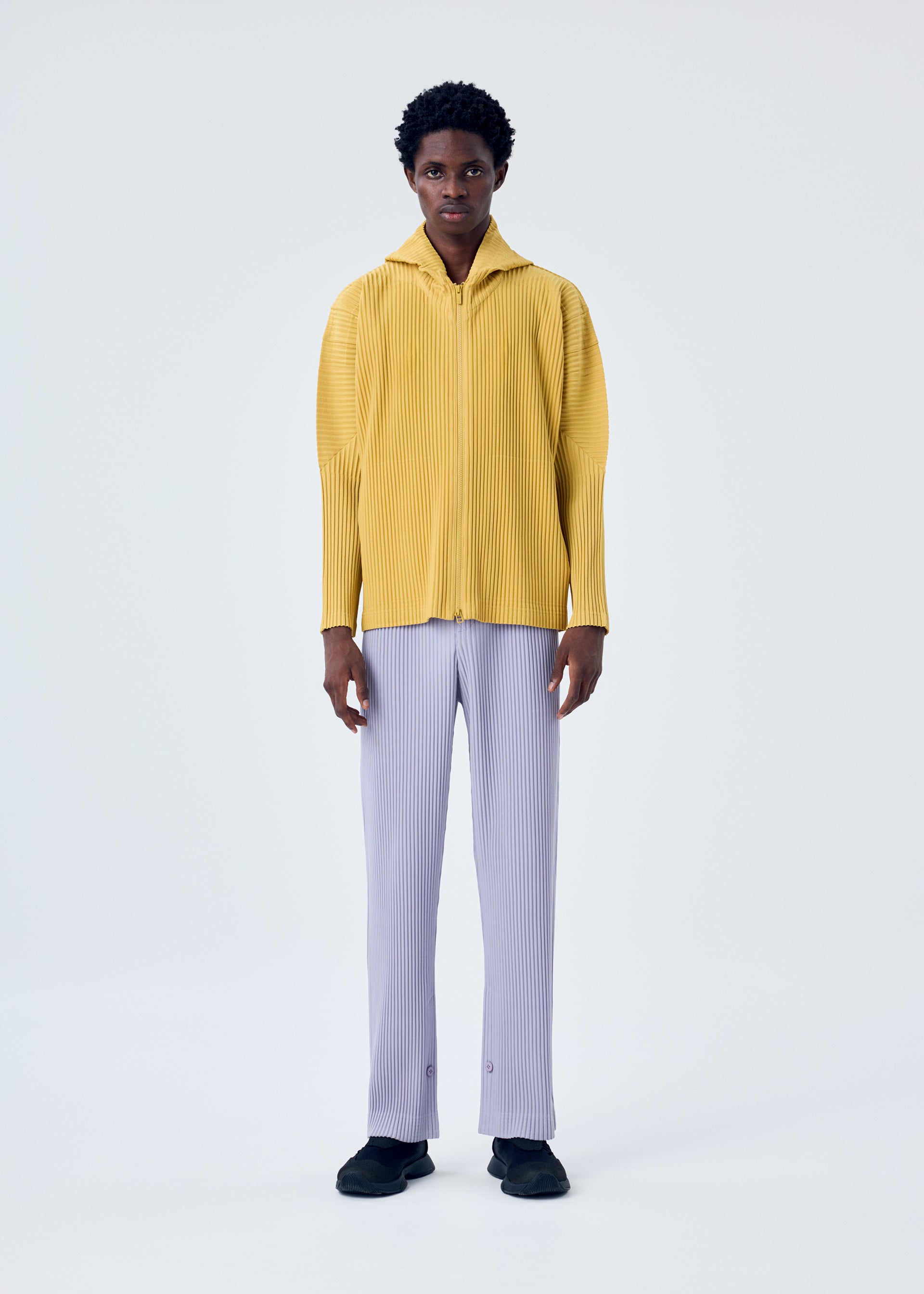 MONTHLY COLOR JUNE – ISSEY MIYAKE ONLINE STORE